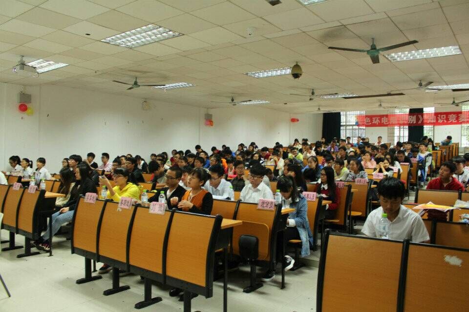 自主创新，提升自身知识技能——记物理与电子工程学院知识竞赛之色环电阻识别决赛