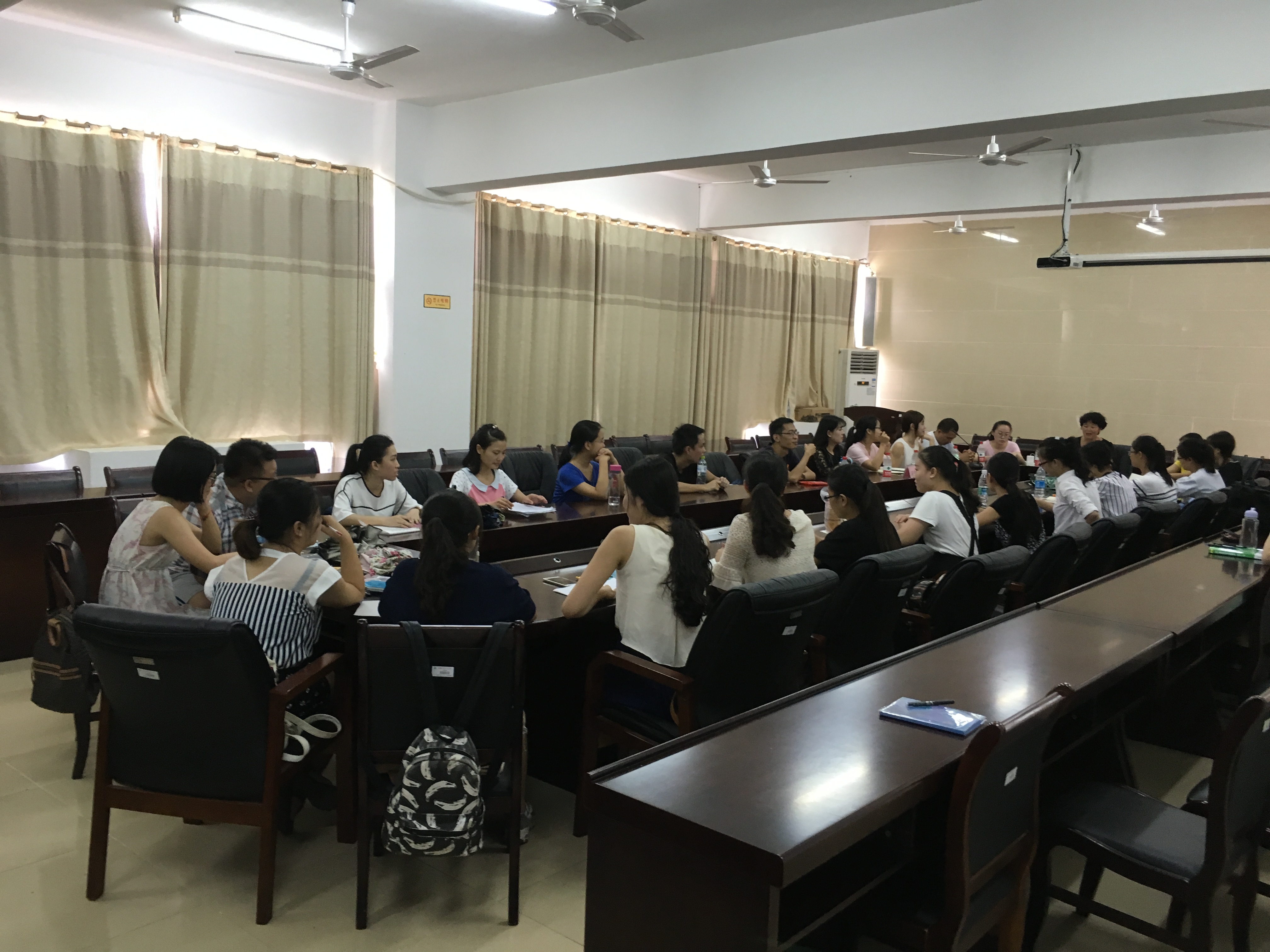 博采众长，追寻梦想――记文学院考研交流会