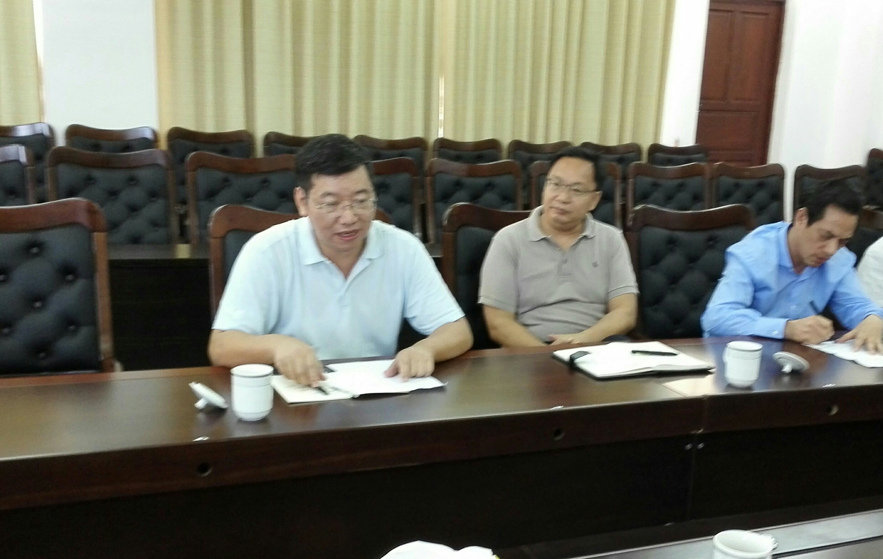 省教育厅厅长曹献坤到高校园区调研