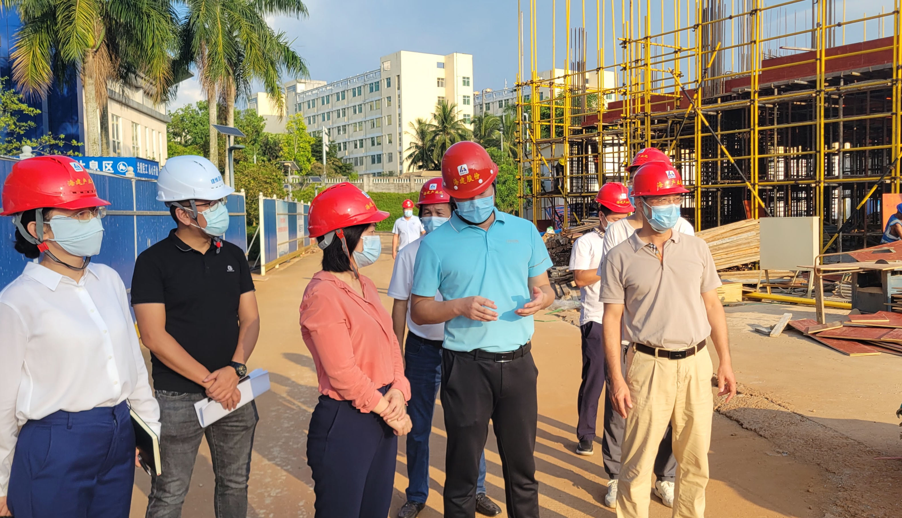 校领导调研我校在建项目疫情防控和施工进展情况