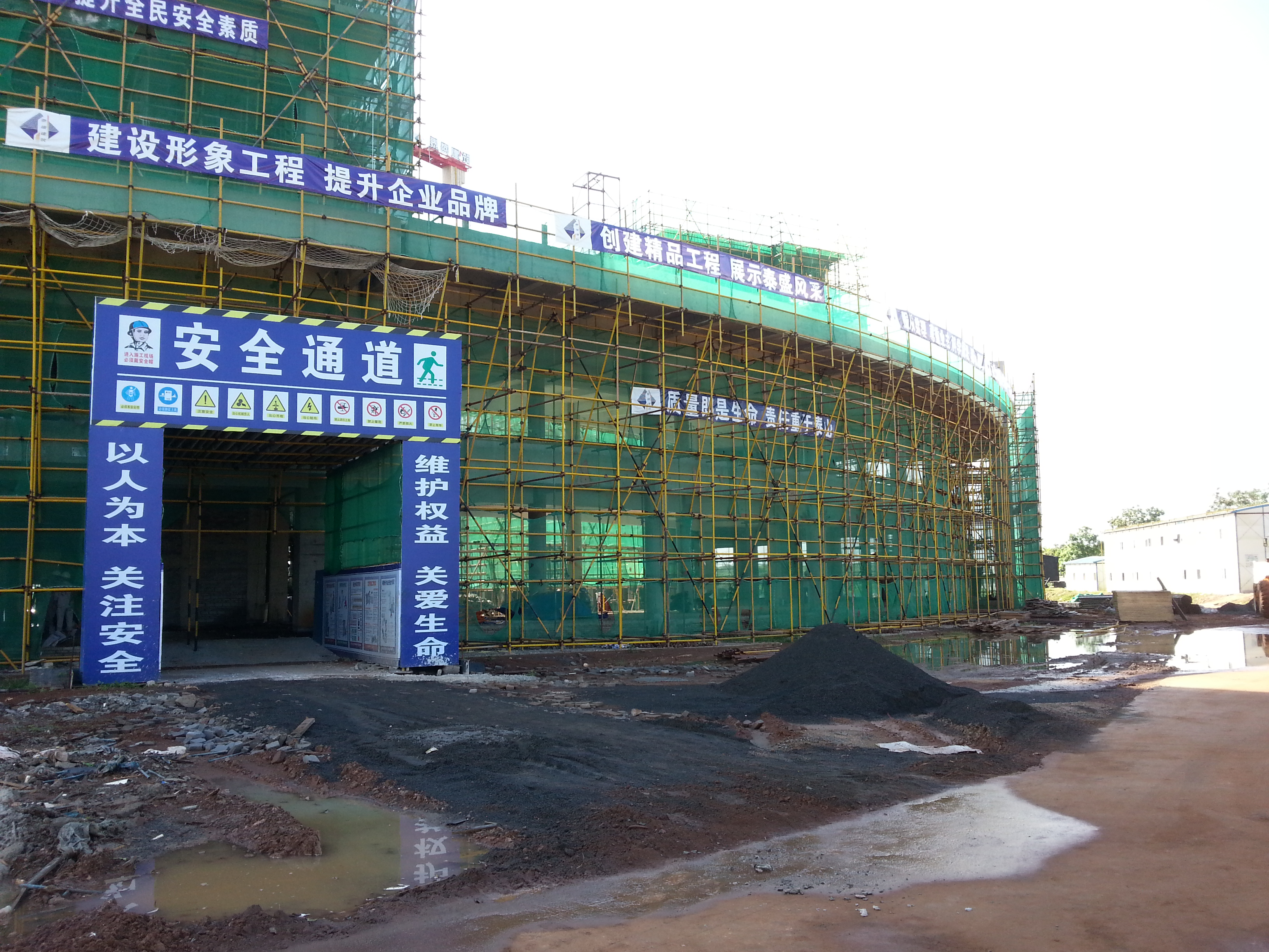 校领导检查桂林洋校区在建项目建设情况