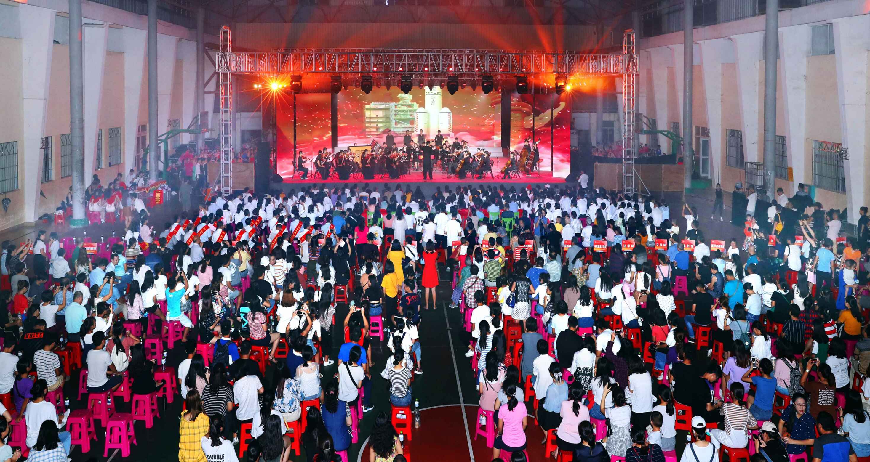 弘扬高尚师德，潜心立德树人