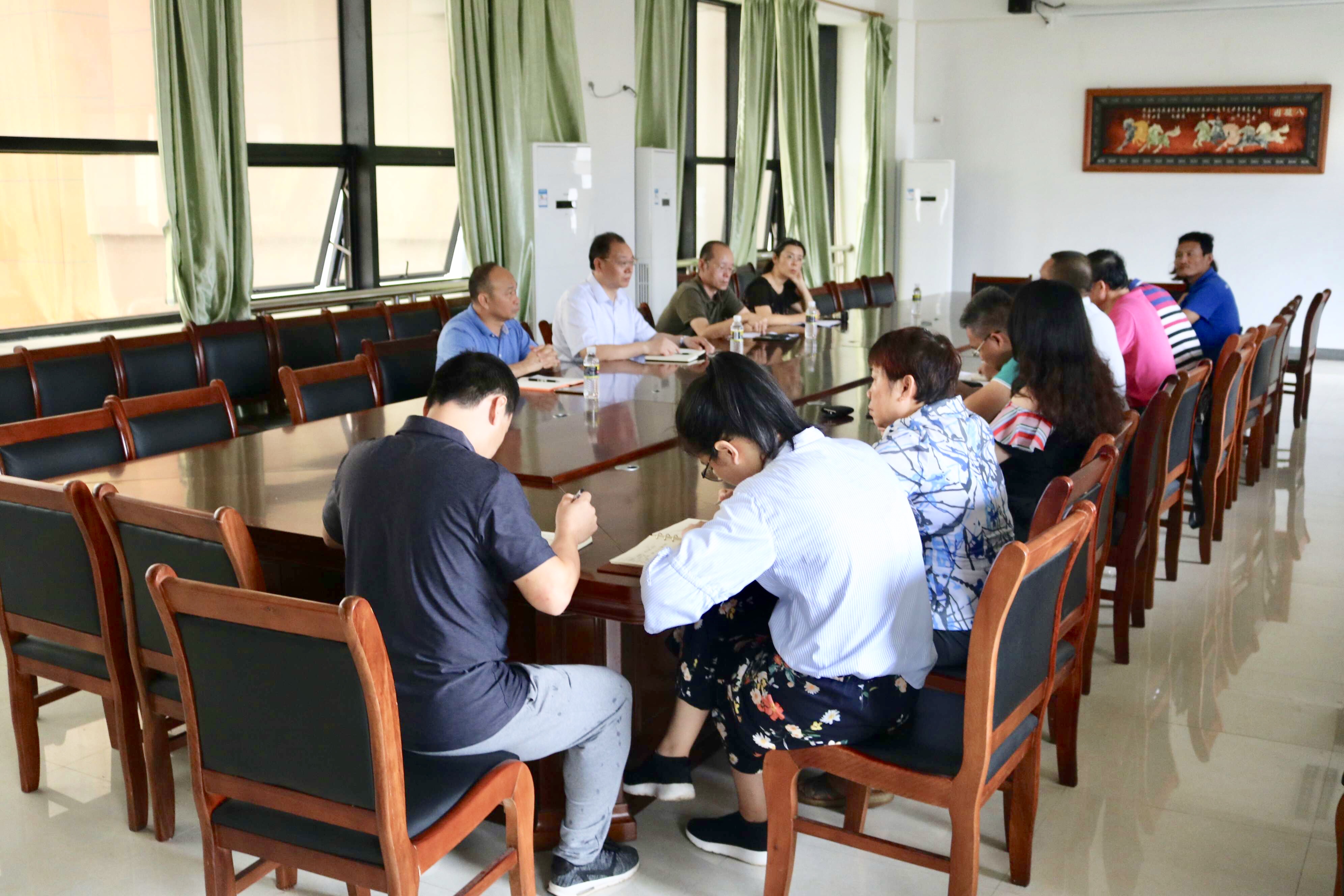 校领导到体育学院调研
