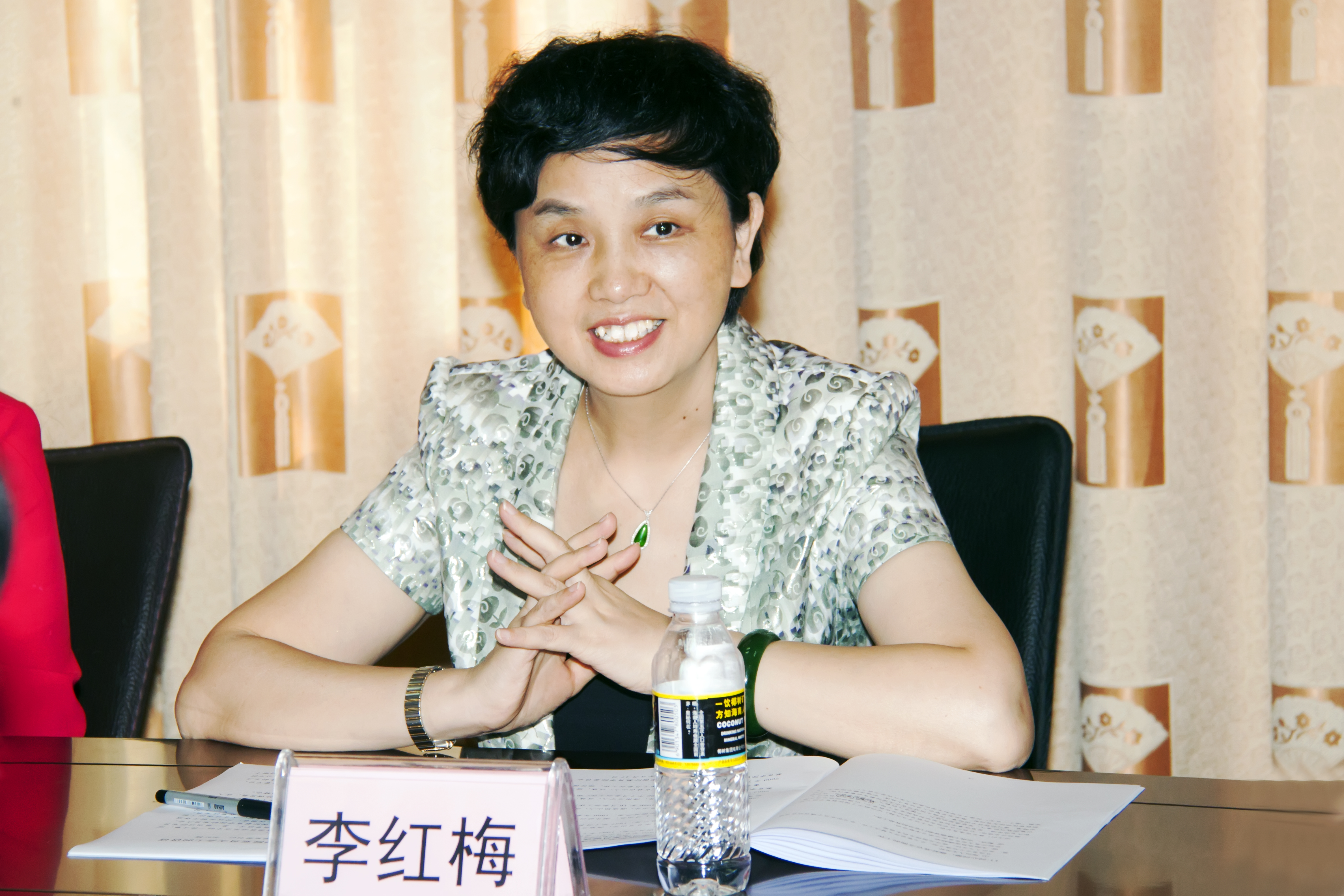 学校各二级基层党组织先后召开党员大会（二）