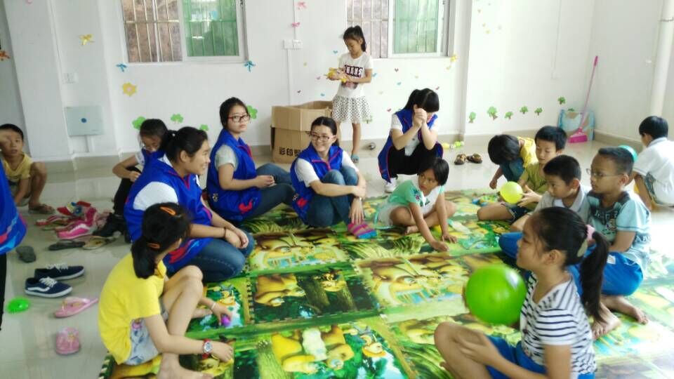 传递爱的种子，孕育新的希望――记地理与旅游学院“阳光星期天-关爱外来务工子女”