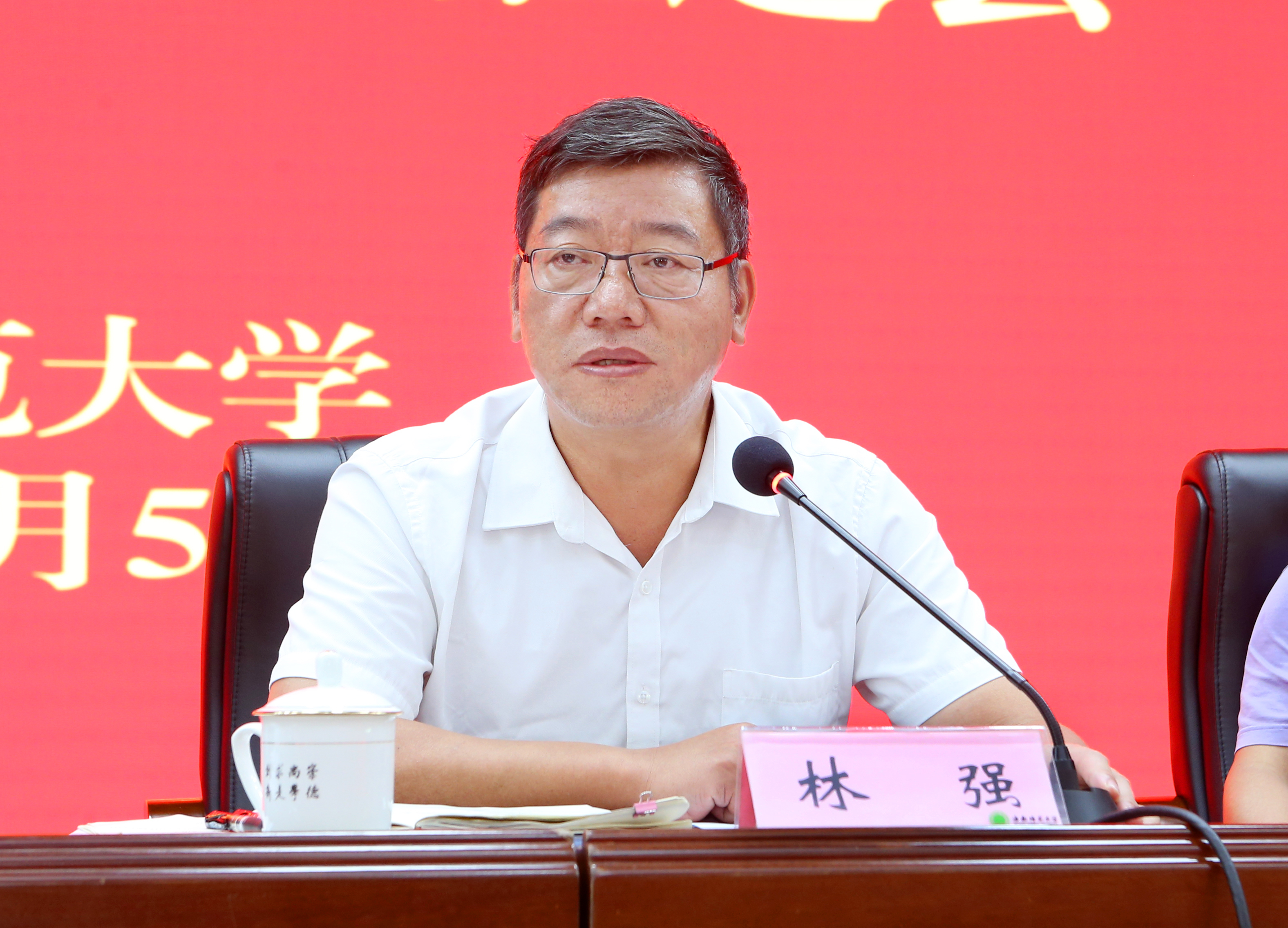 以高度的责任感和使命感，抓好最大的民生工程！