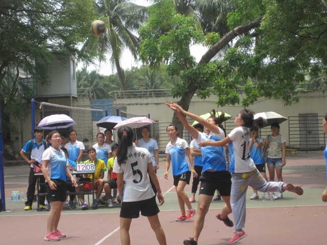 生科女排队，我们的骄傲――记生命科学学院女排决赛