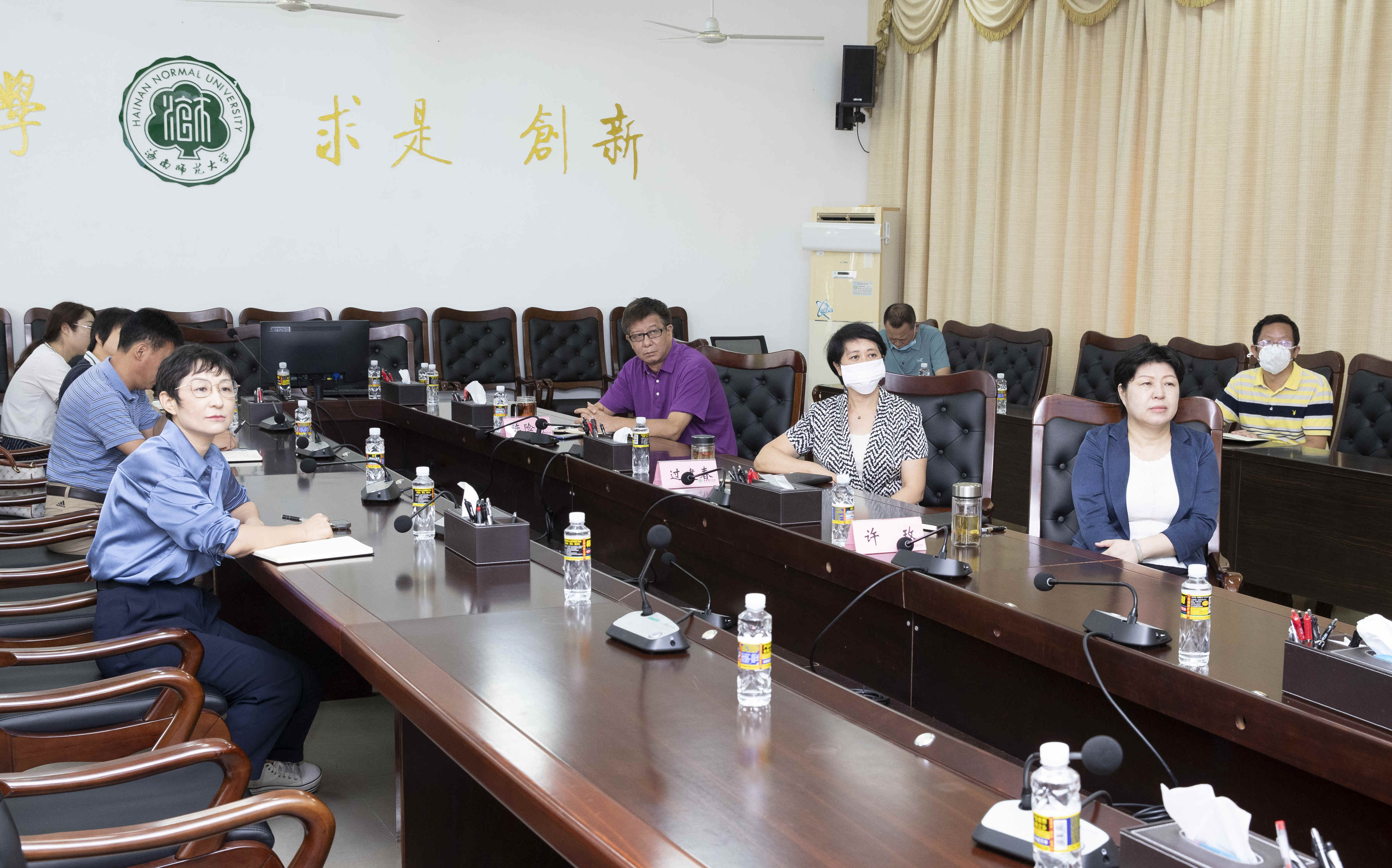 我校组织收看新冠肺炎疫情防控技术方案（第六版）专家解读线上培训会