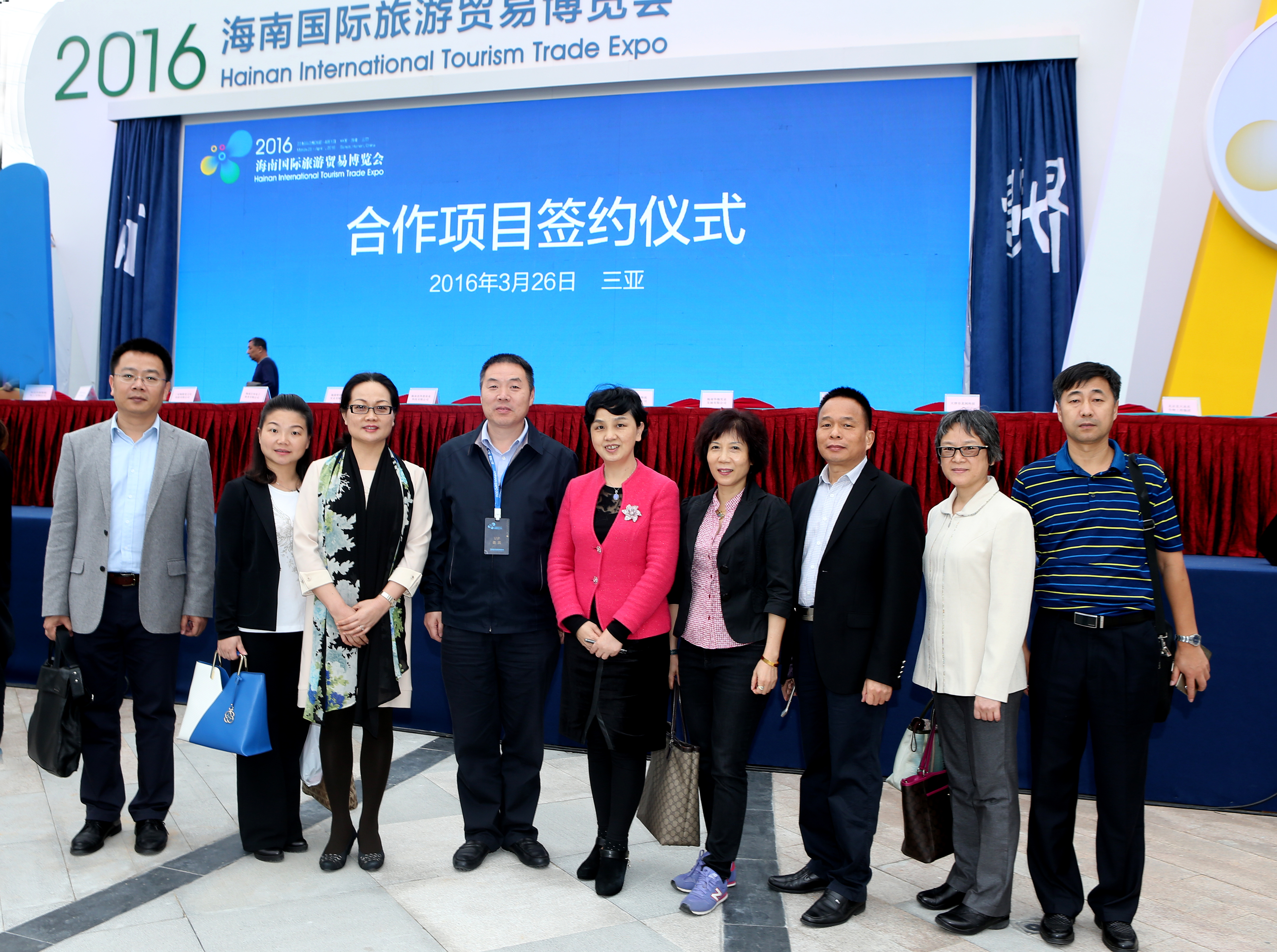 我校与海口国家高新区签署合作备忘录