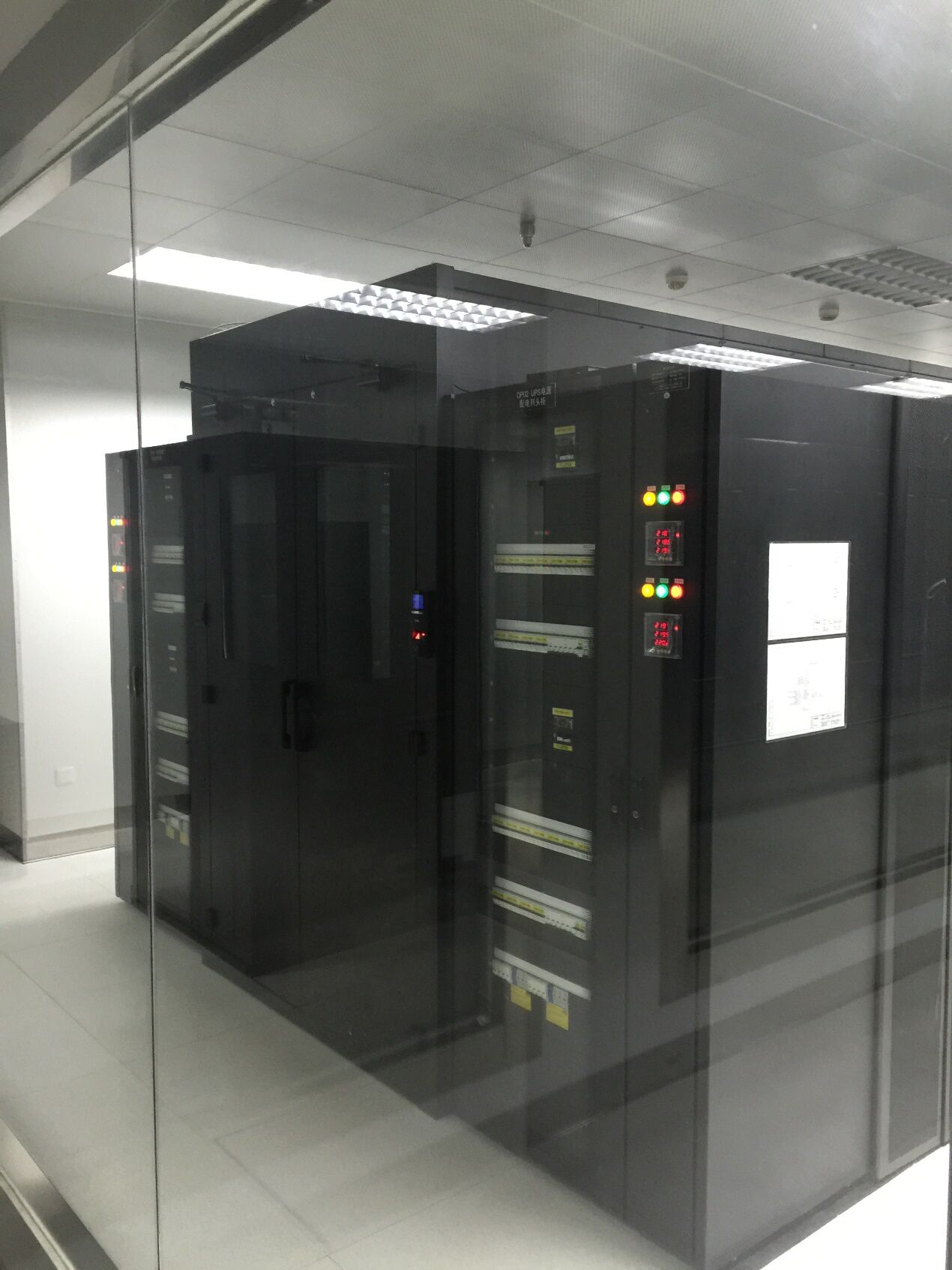 致力专业知识，做时代掌舵人 ――记数学与统计学院2013级统计班学生代表参观海南省政