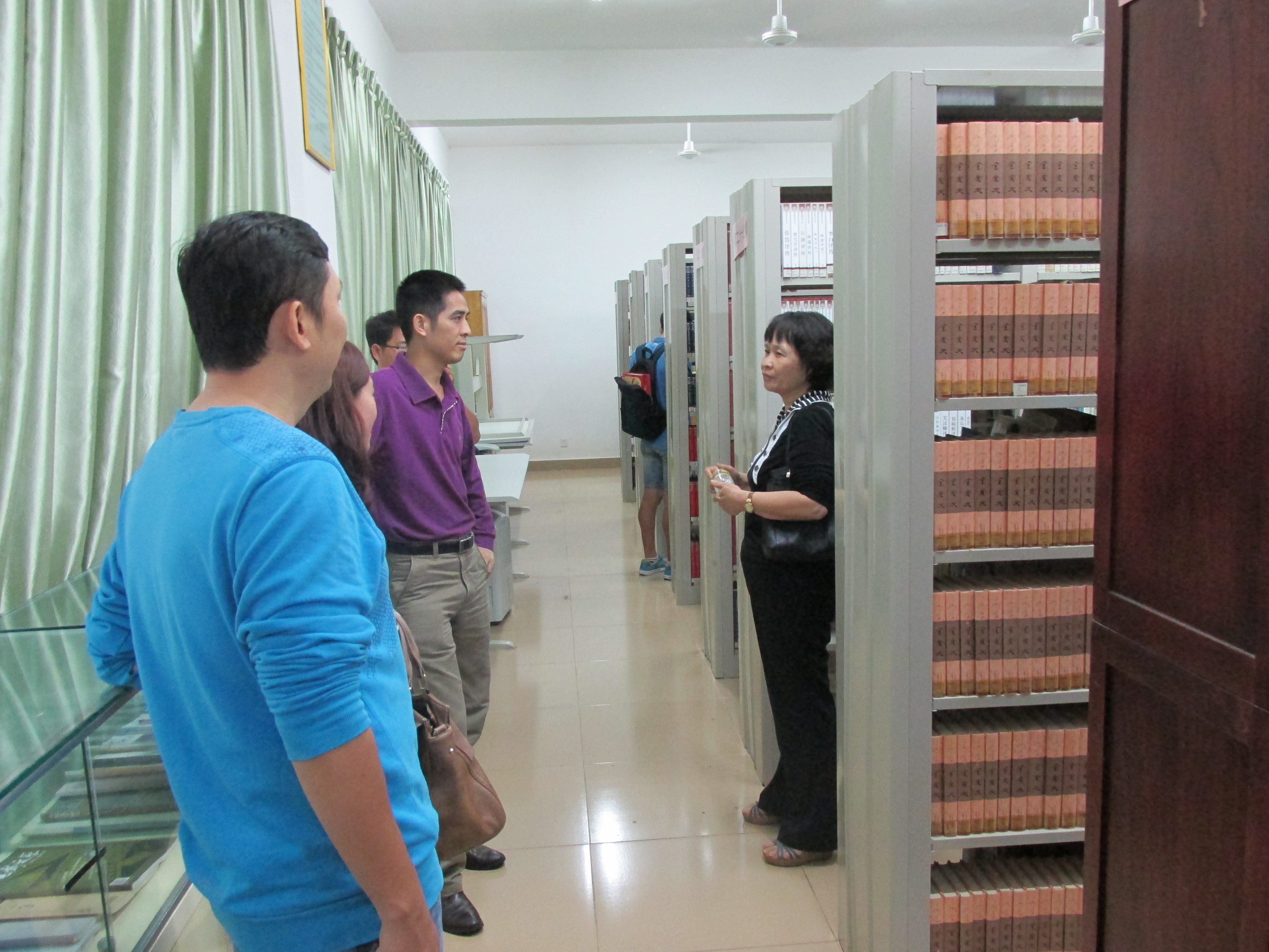 情系母校，再度聚首――记65周年校庆文学院校友座谈会