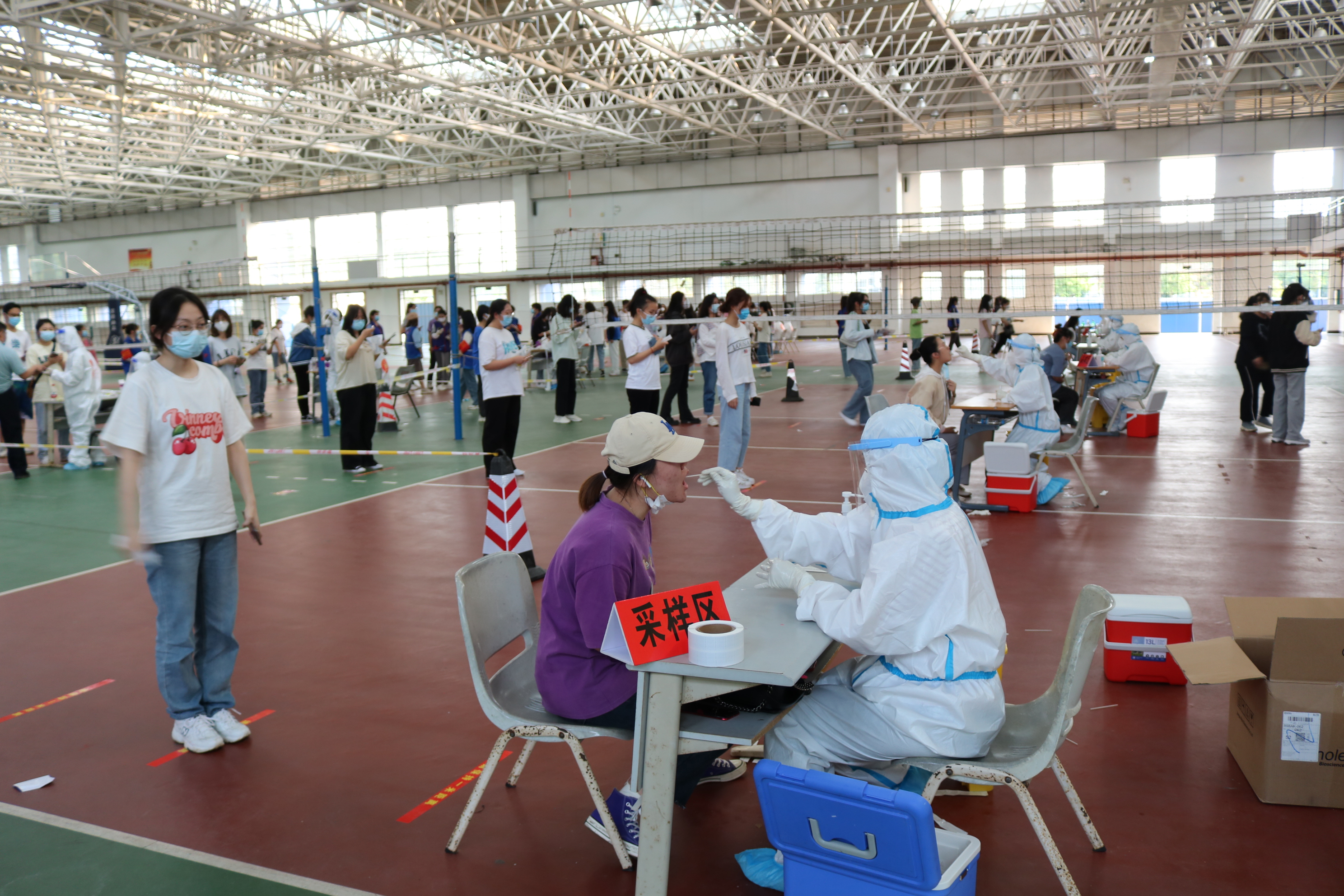 我校桂林洋校区开展师生员工全员核酸检测工作