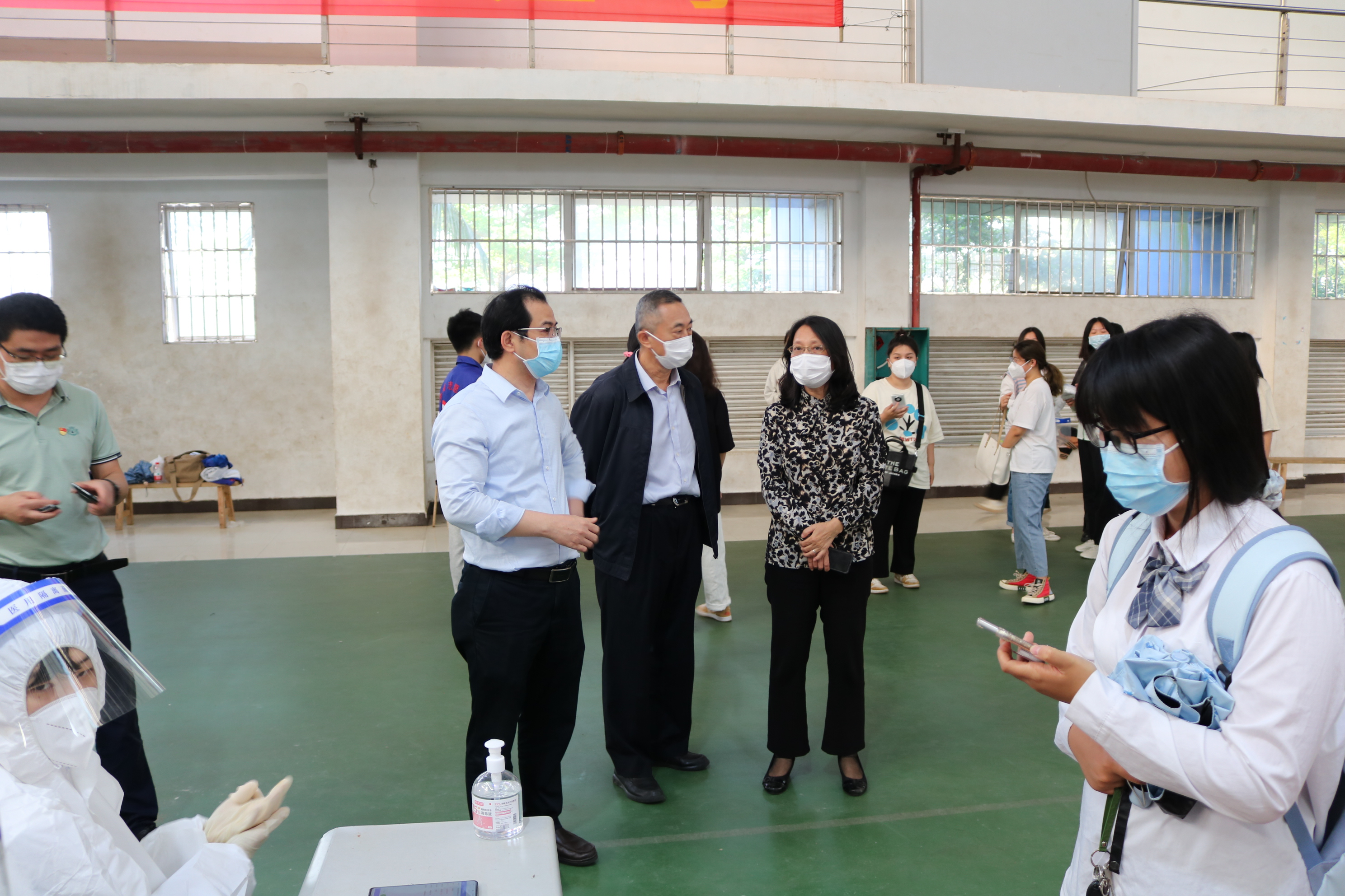 我校桂林洋校区开展师生员工全员核酸检测工作