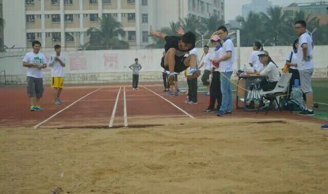 青春似火，激情无限――记海南师范大学数学与统计学院第四届运动会