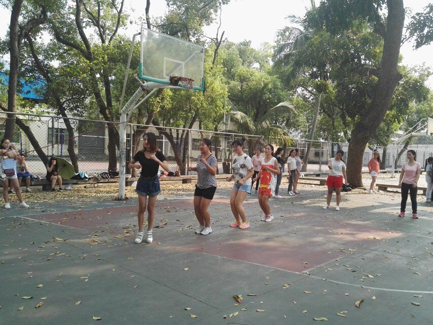  运动新精彩，健康我快乐�D�D暨生命科学学院校园宿舍文化节活动