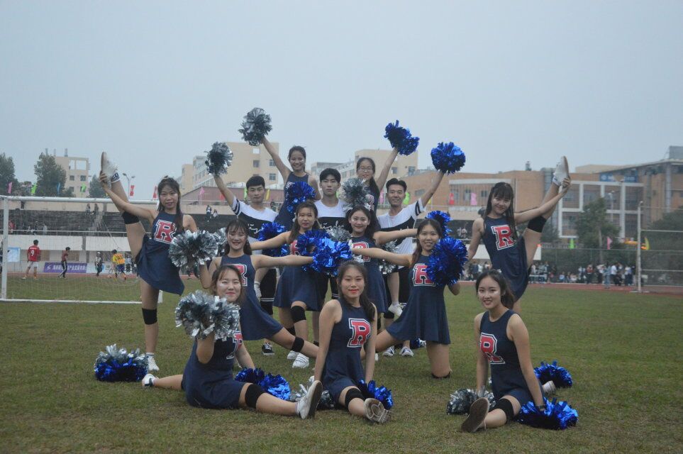 青年之声・教育与心理学院参加第34届校运会闭幕式