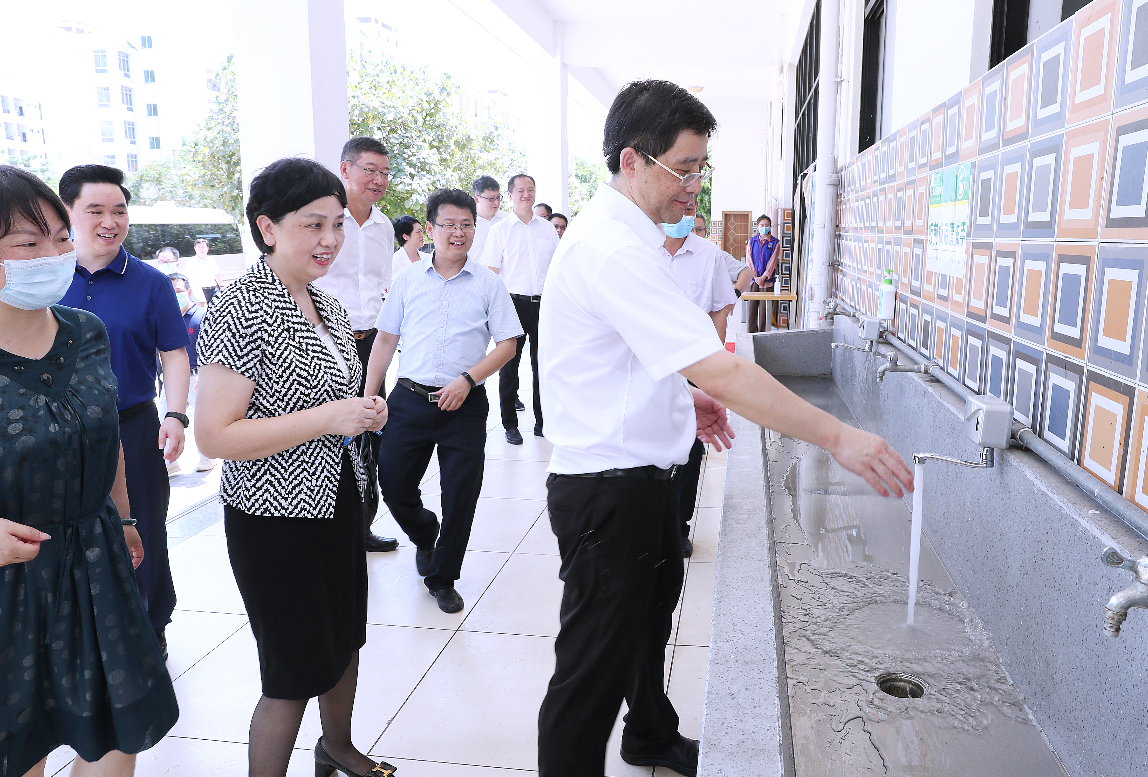 省委常委彭金辉到我校调研指导返校复课工作