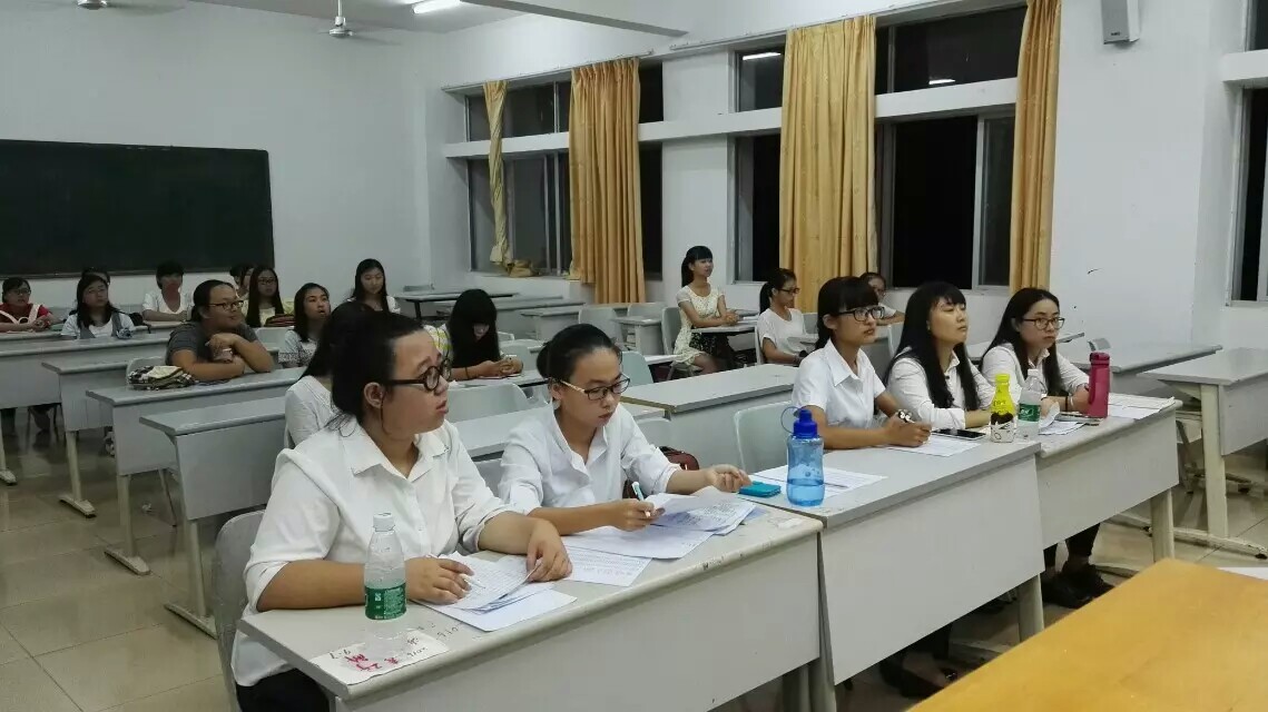 教育科学学院团委学生会举行干事招新面试