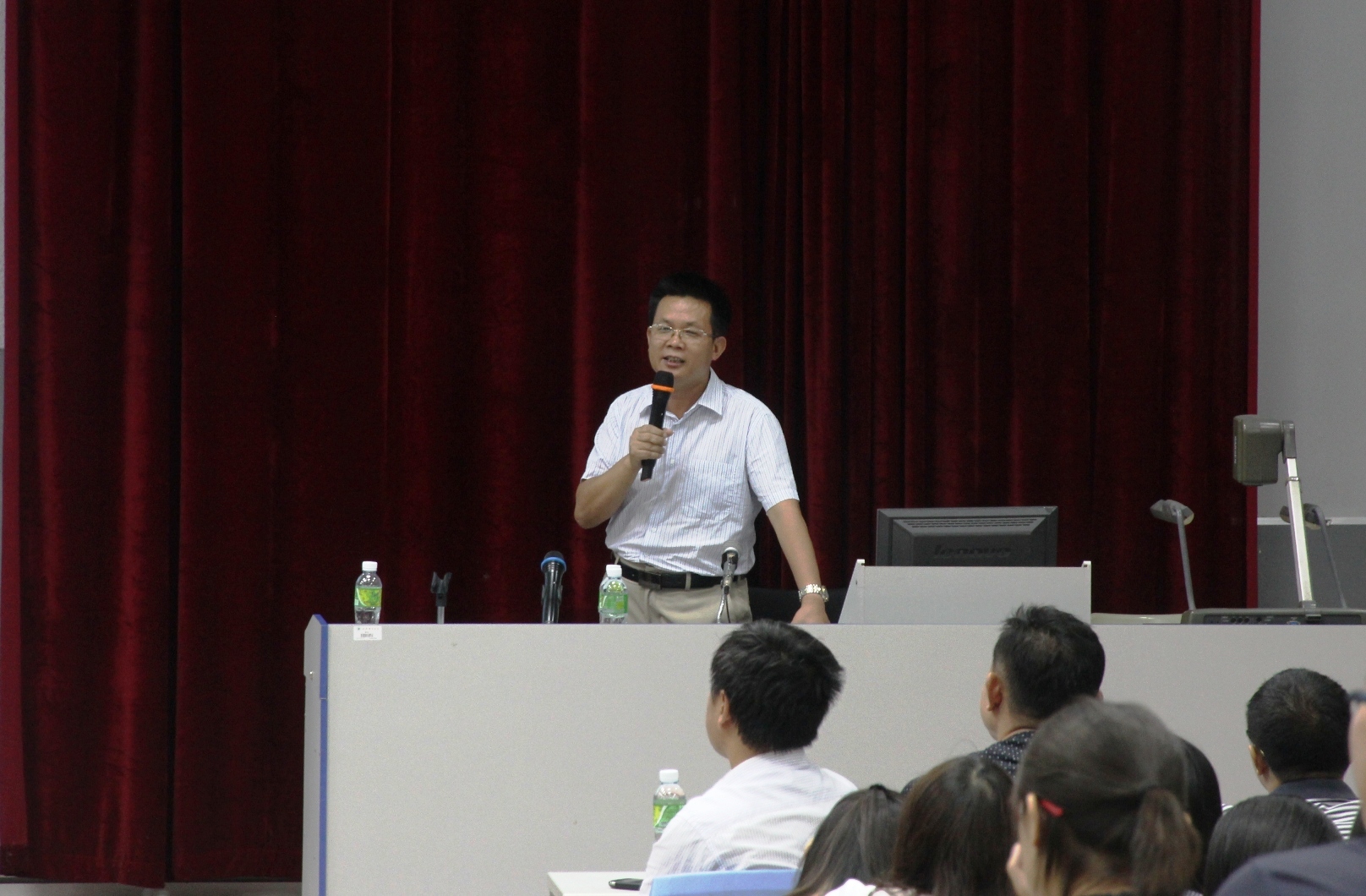 我校举办65周年校庆系列学术报告（三）