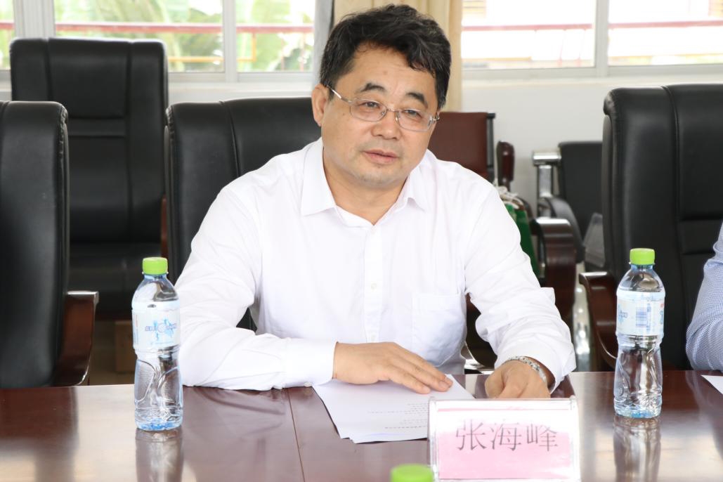 内蒙古师范大学副校长张海峰一行来我校交流研讨