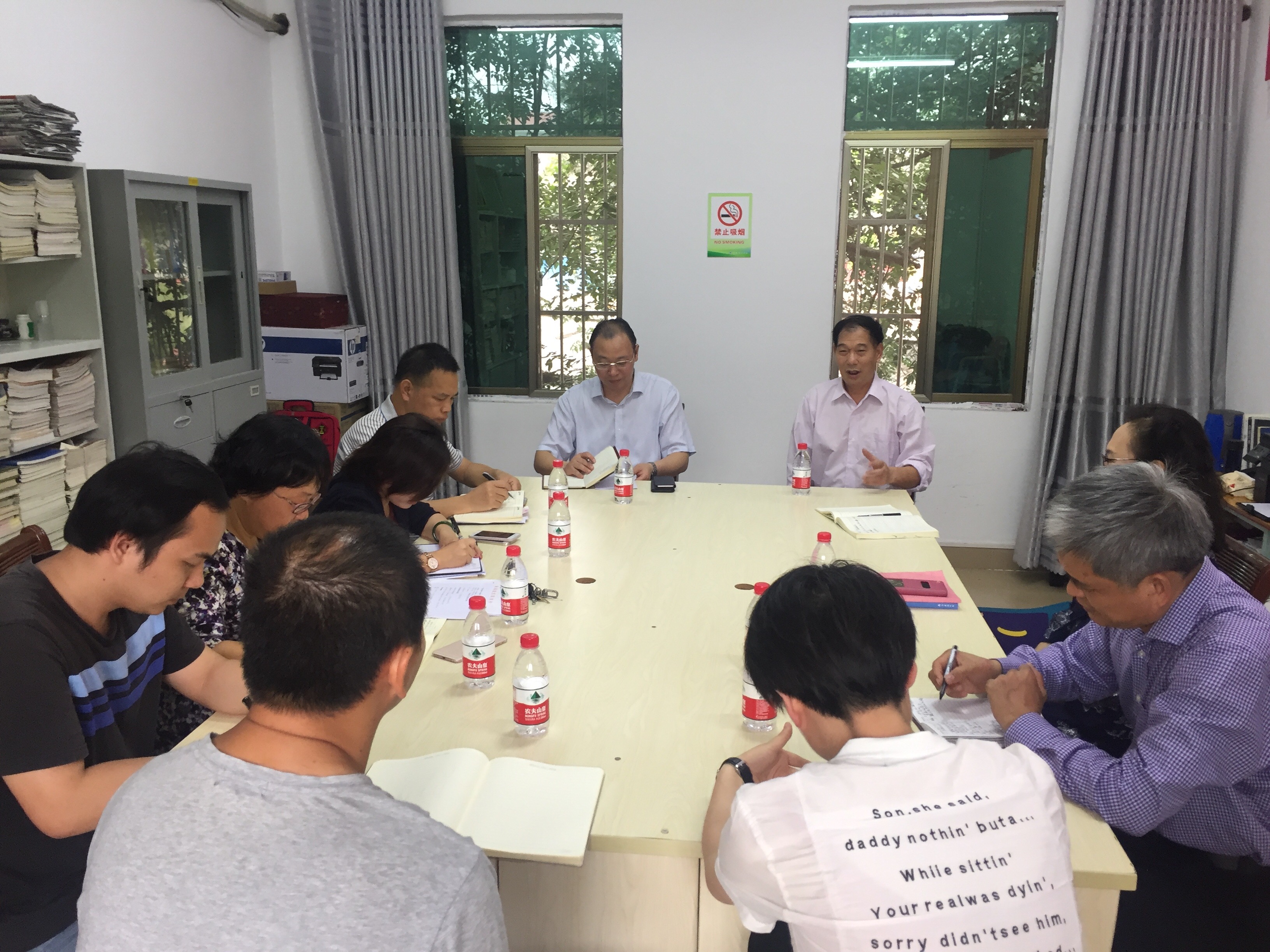 校领导到各单位调研