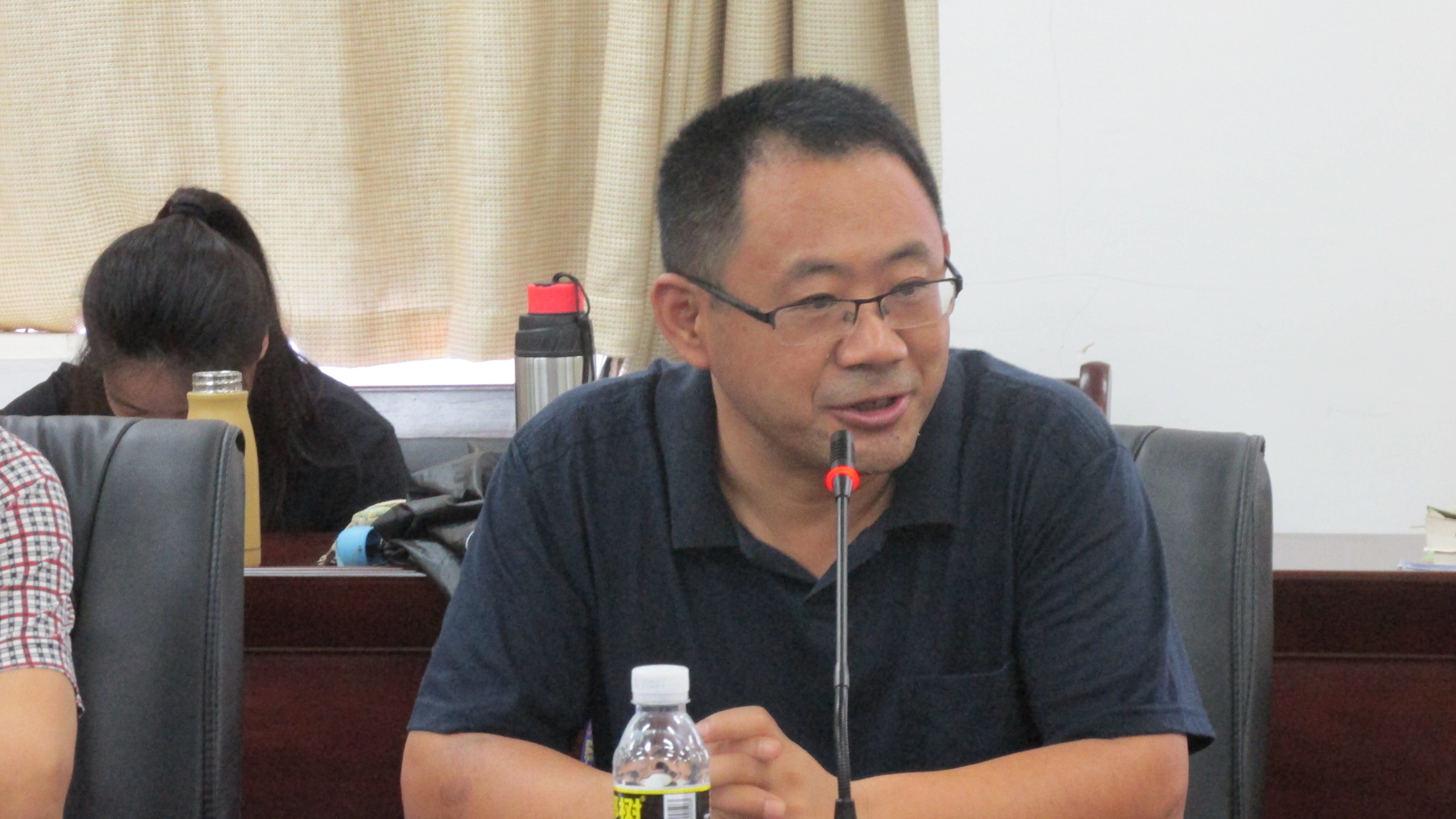 文学院吴浩同学给校长写信受特别表彰