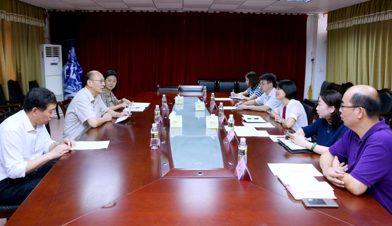 李红梅书记会见香港浸会大学副校长黄煜博士一行