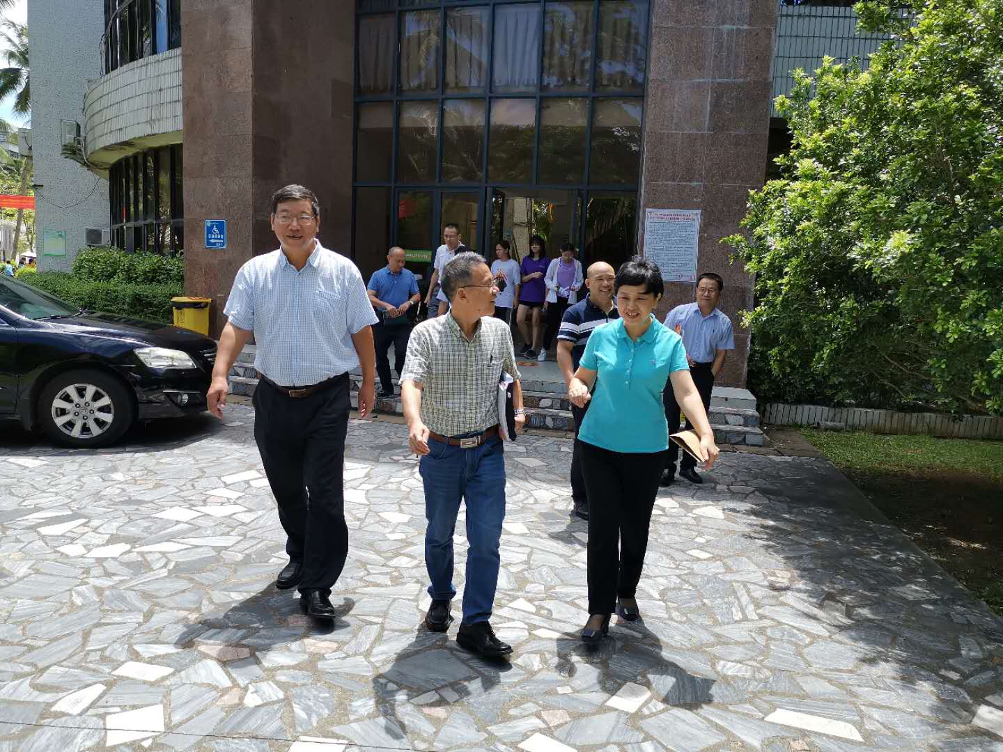 省文明办到我校复查省文明校园建设工作