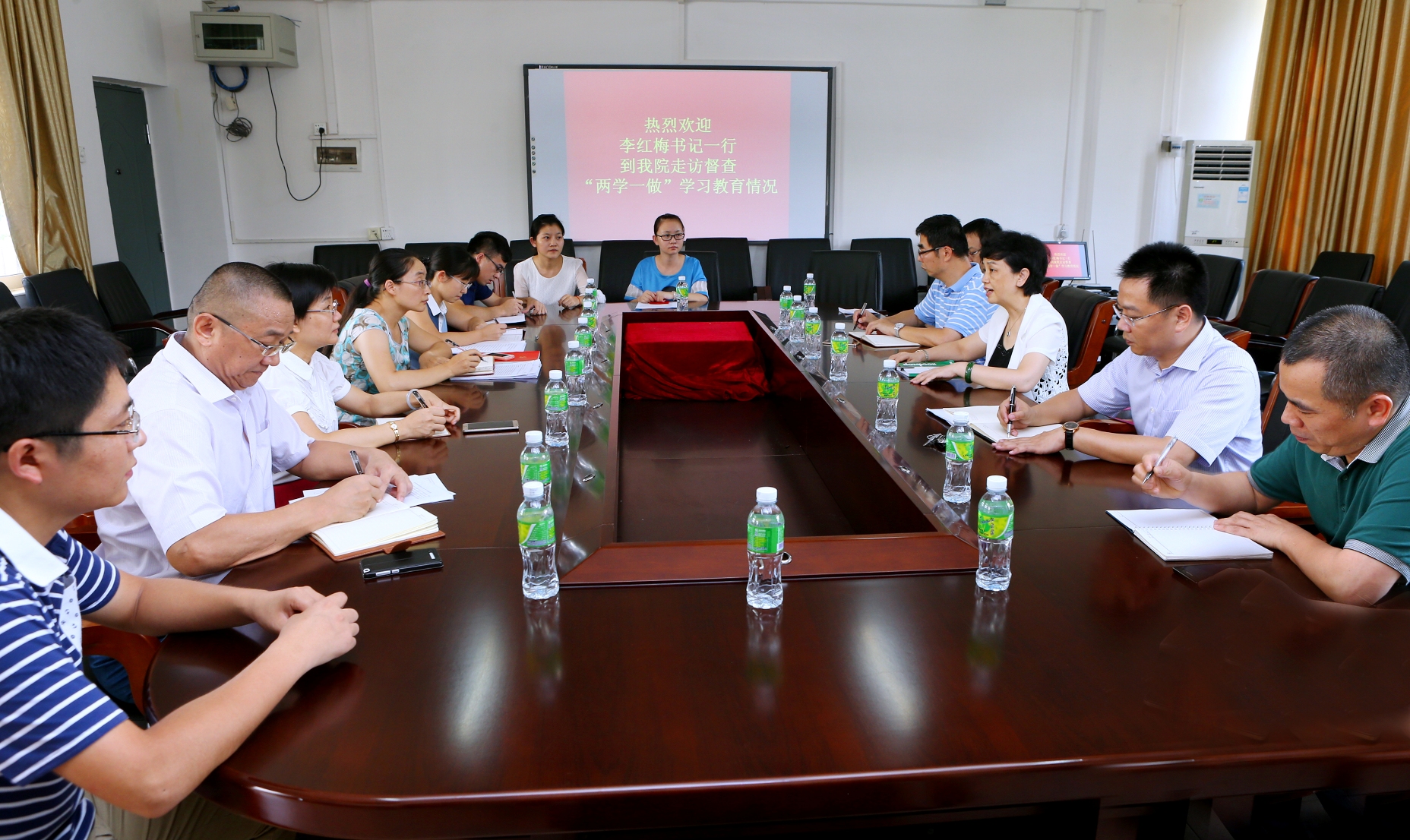 李红梅书记等校领导到各学院调研