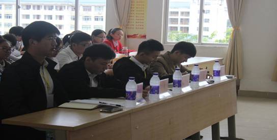 青年之声・站在前列,干在实处 --记法学院第一次大学生骨干培训大会事件