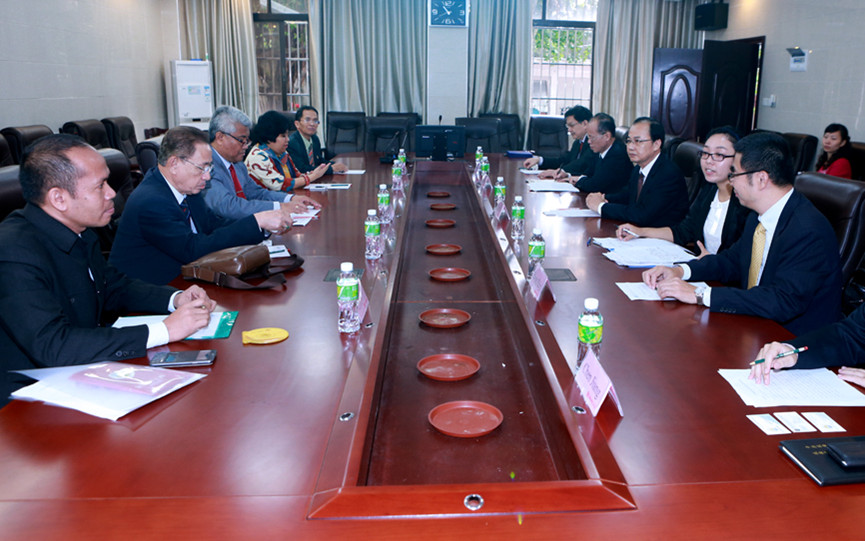 韩长日校长会见印尼西苏拉威西大学代表团