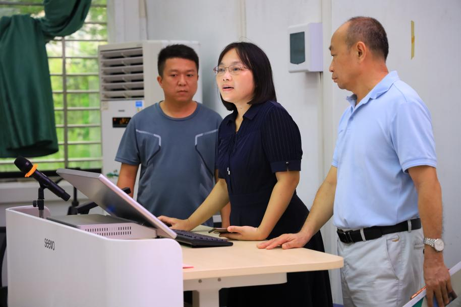 校领导检查桂林洋校区开学工作