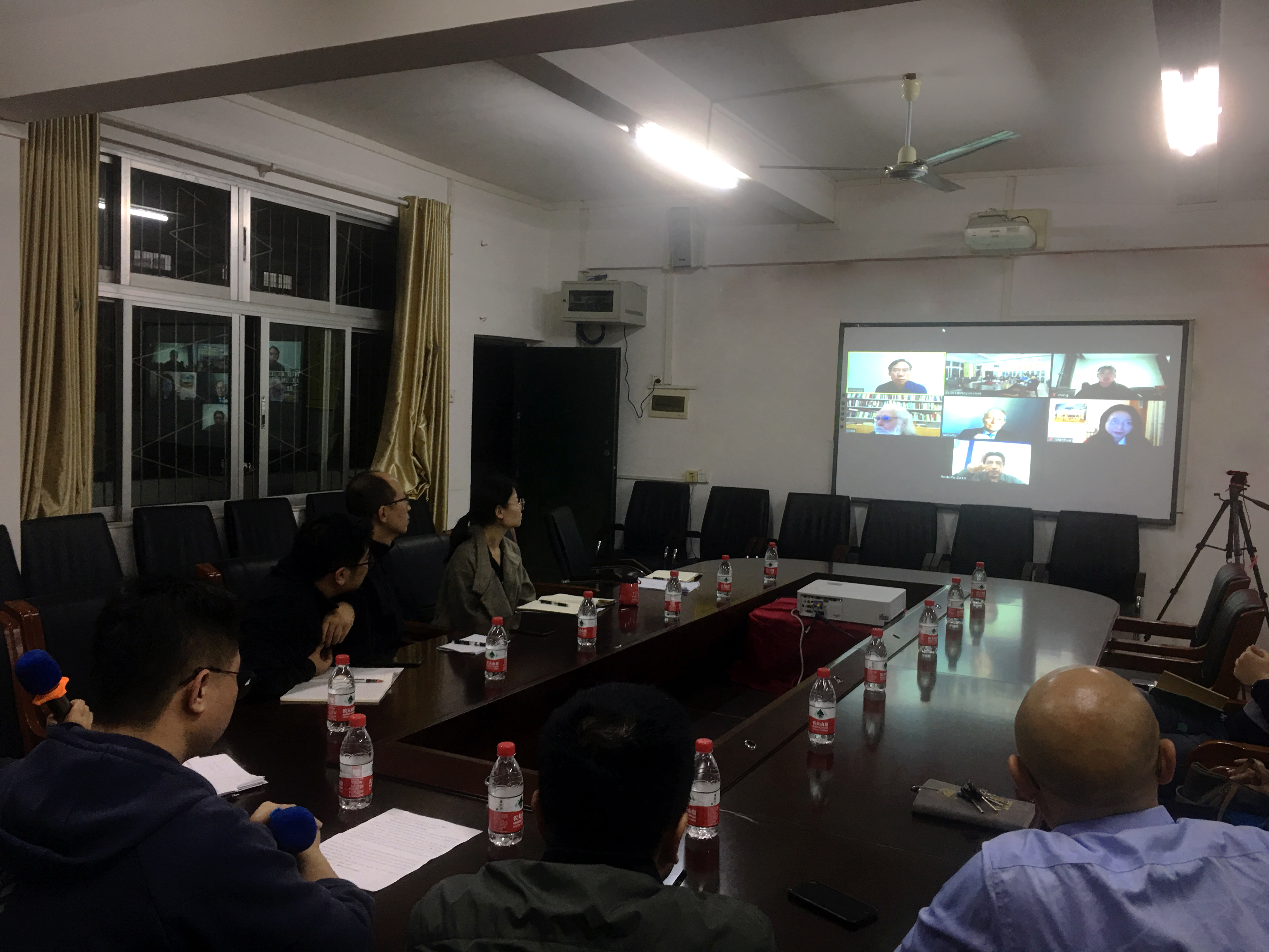 生命科学学院召开外籍院士工作站年度工作会议