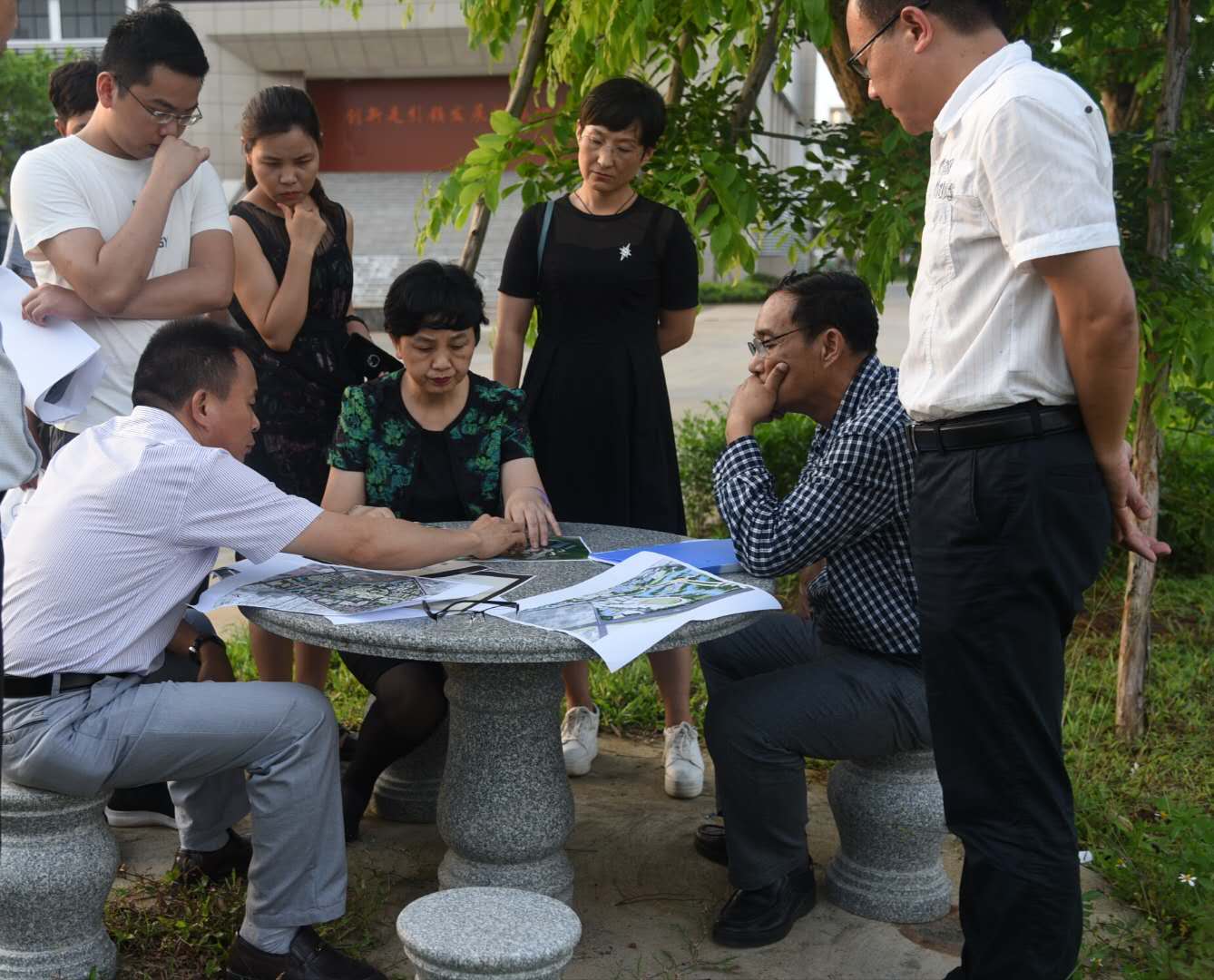 校党委书记李红梅到科技园实地考察调研