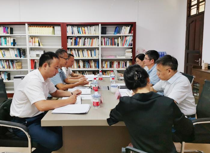海口市社科联一行来我校交流座谈