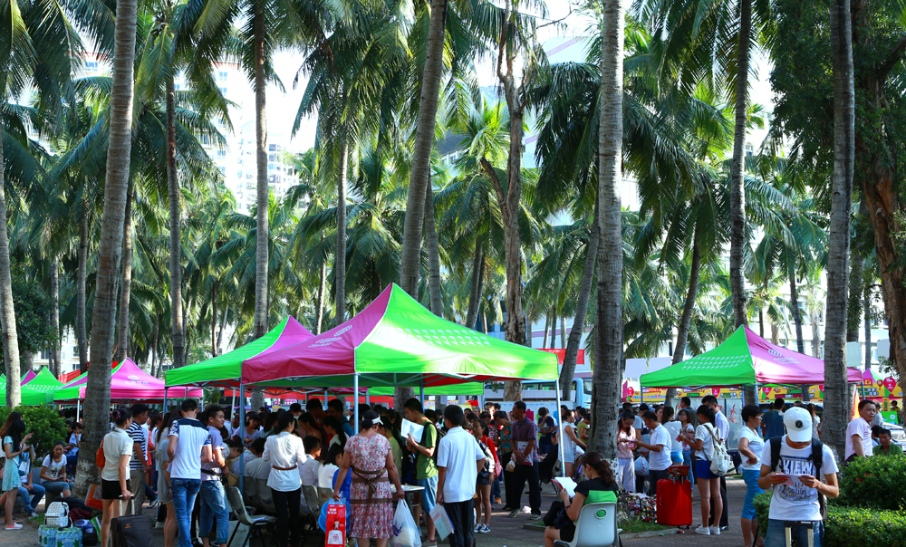 喜纳八方学子 共绘美好未来――我校2014年迎新工作顺利开展