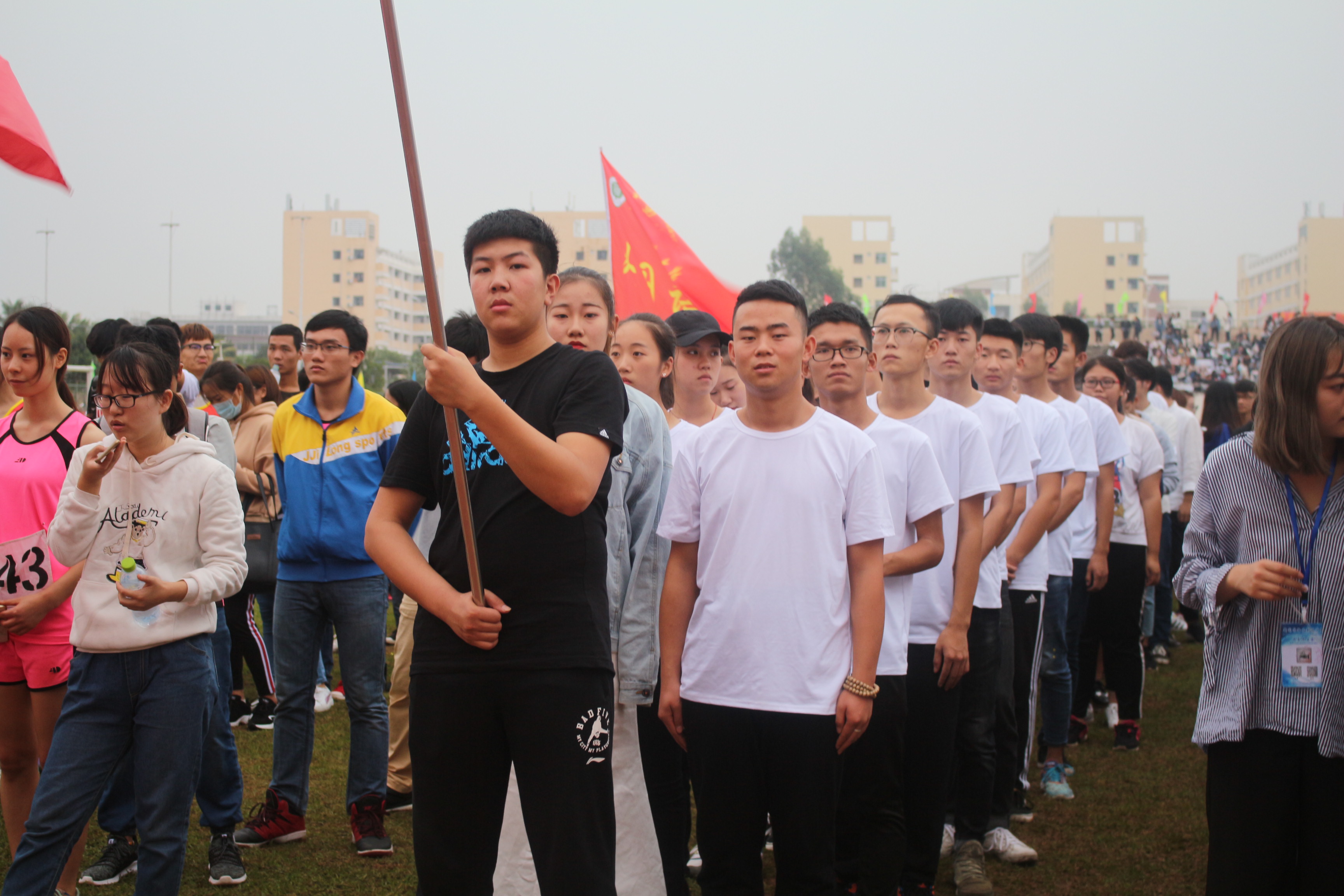 青年之声美术学院运动会风采