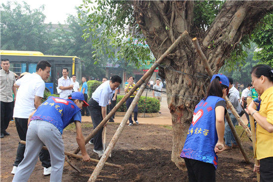 【“双创”专题9】大学生：“双创”从我做起