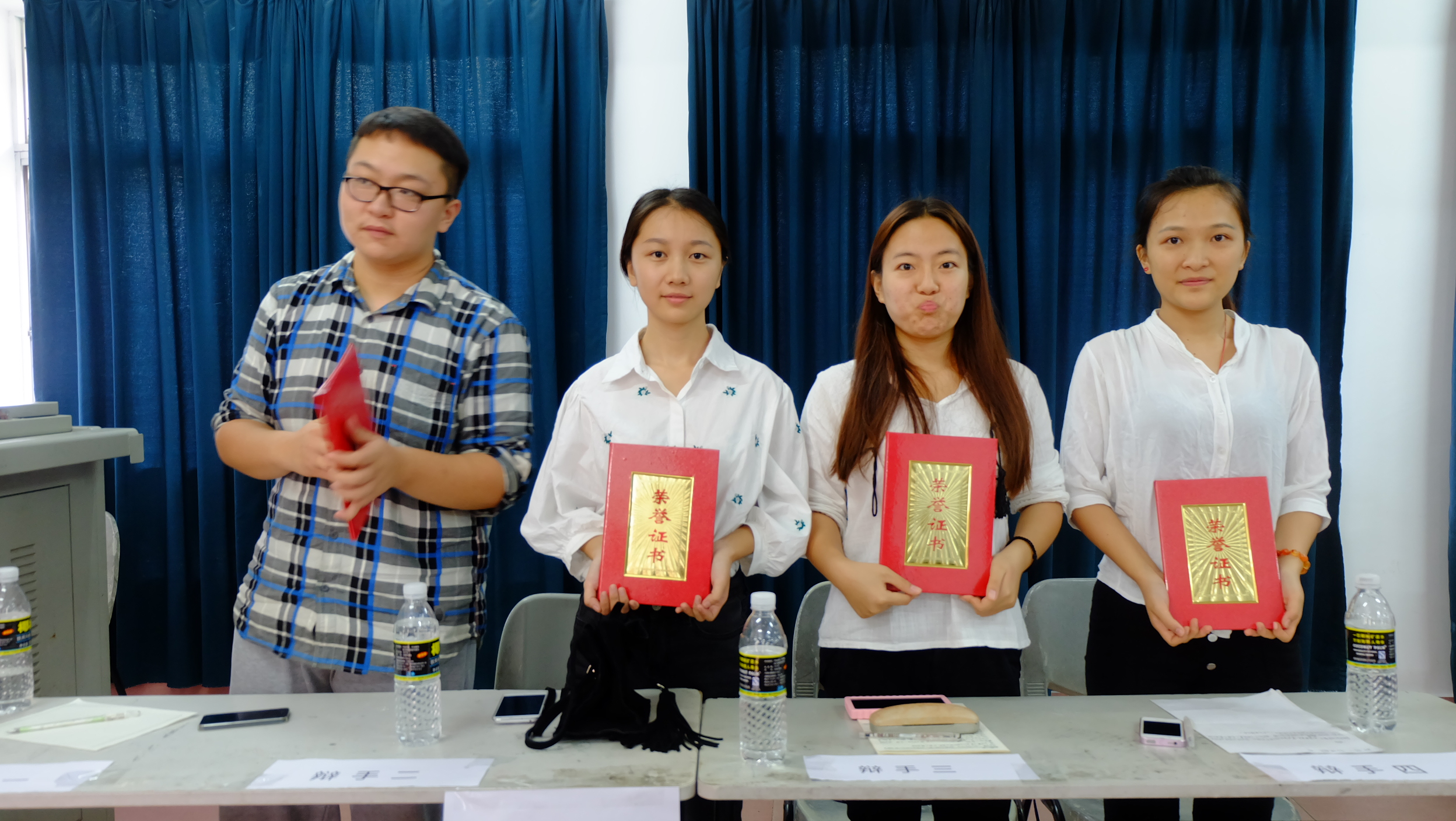 唇枪实战，音乐学院举办辩论赛