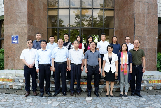 教育部人文社会科学重点研究基地重大项目“中国教师教育教学质量研究”开题报告顺利举
