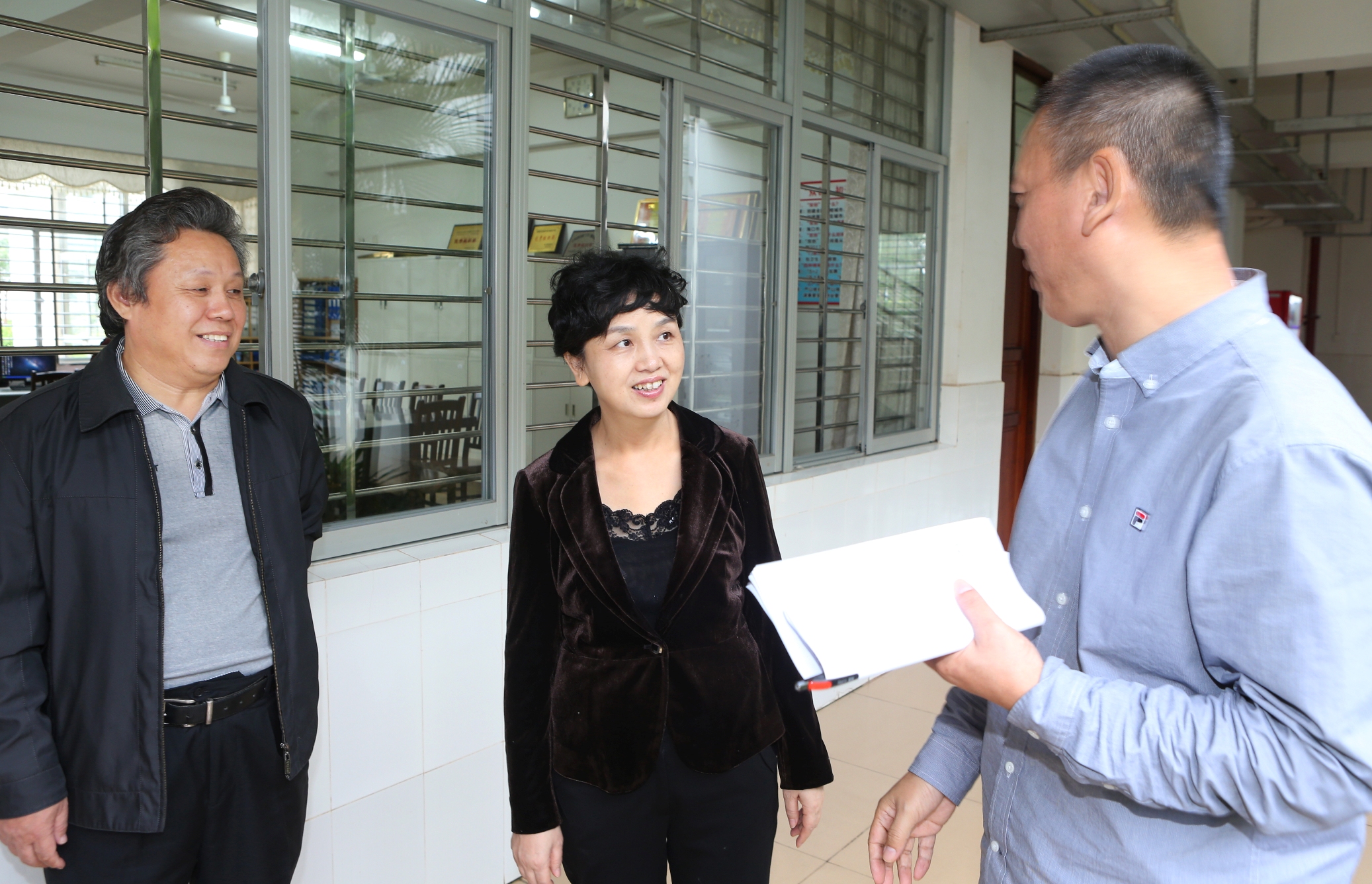 李红梅书记到经济与管理学院调研