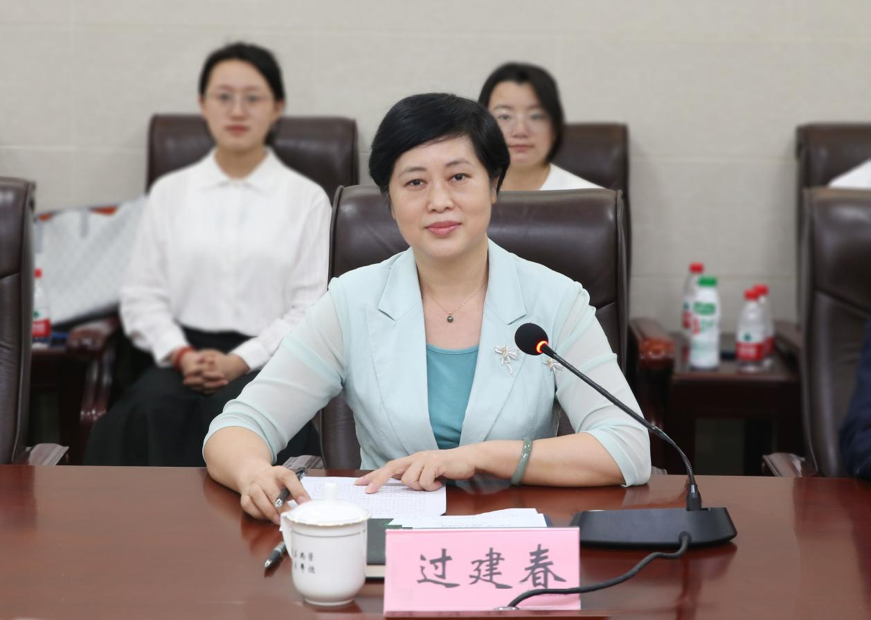 第二届“中马大学生汉语辩论赛”闭幕