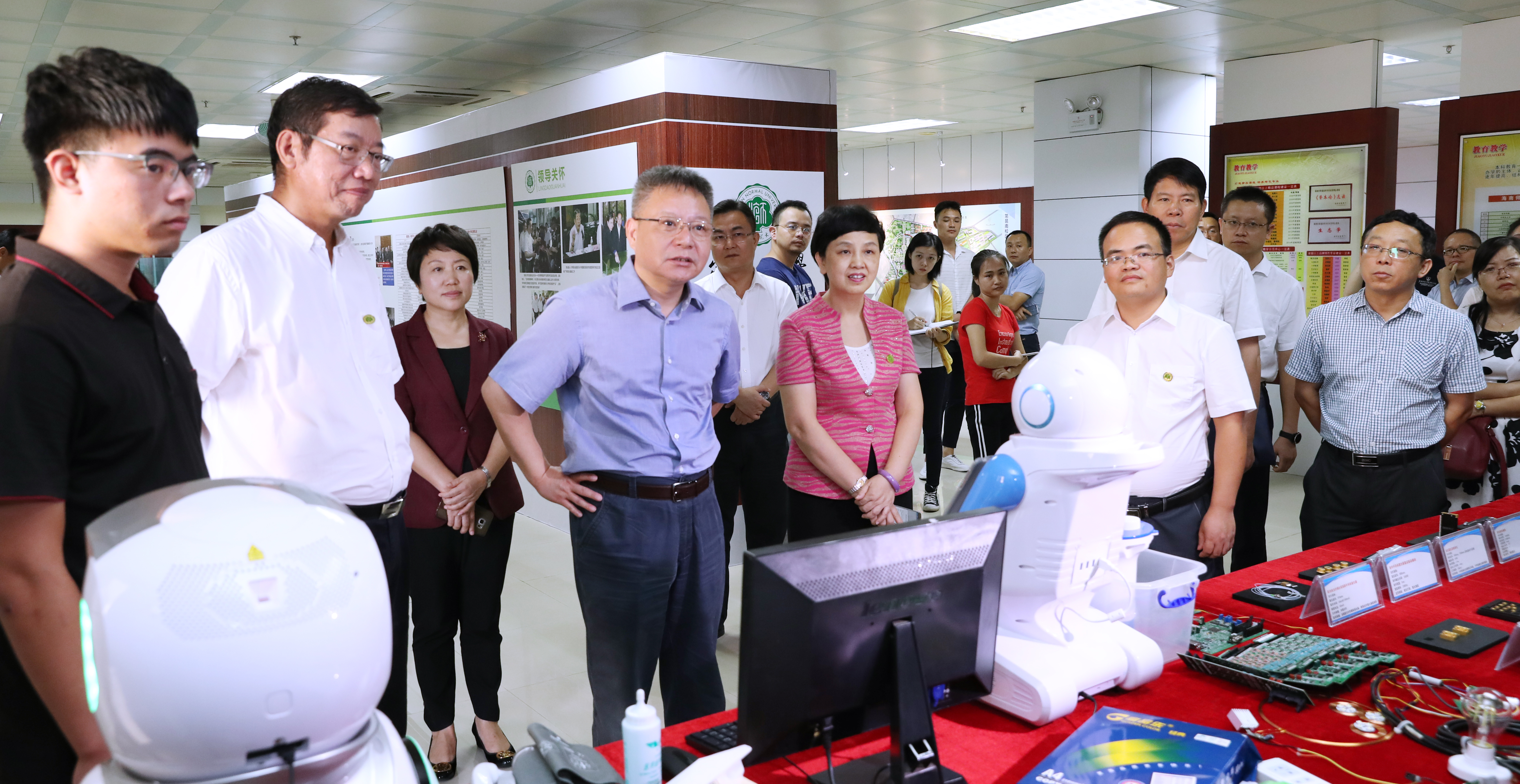 省长沈晓明来校调研寄语海师：聚焦教师教育主业，未来大有作为