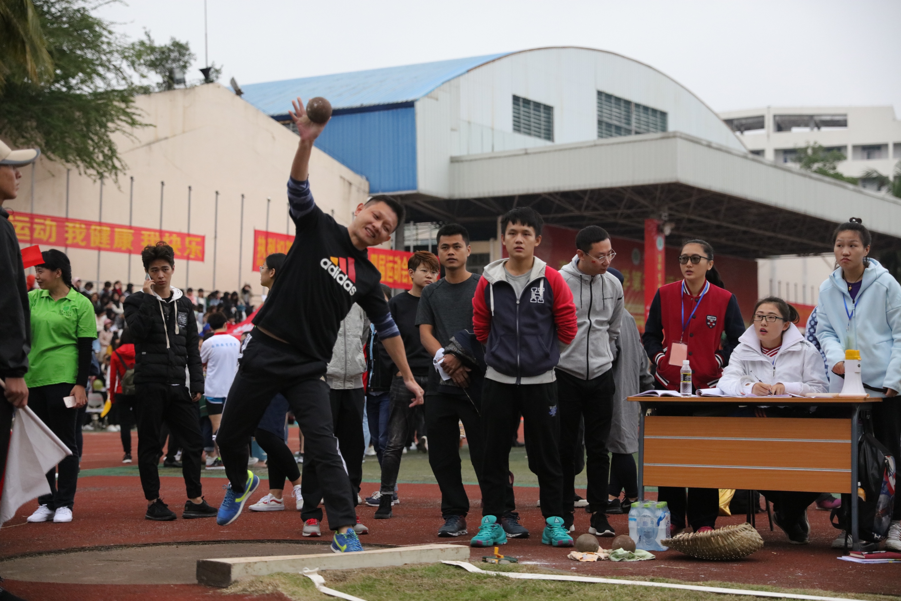 【第34届运动会】直击赛场：拼搏不息，运动不止
