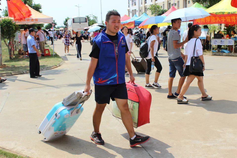 齐聚政法，共创辉煌――记政法学院迎新事件