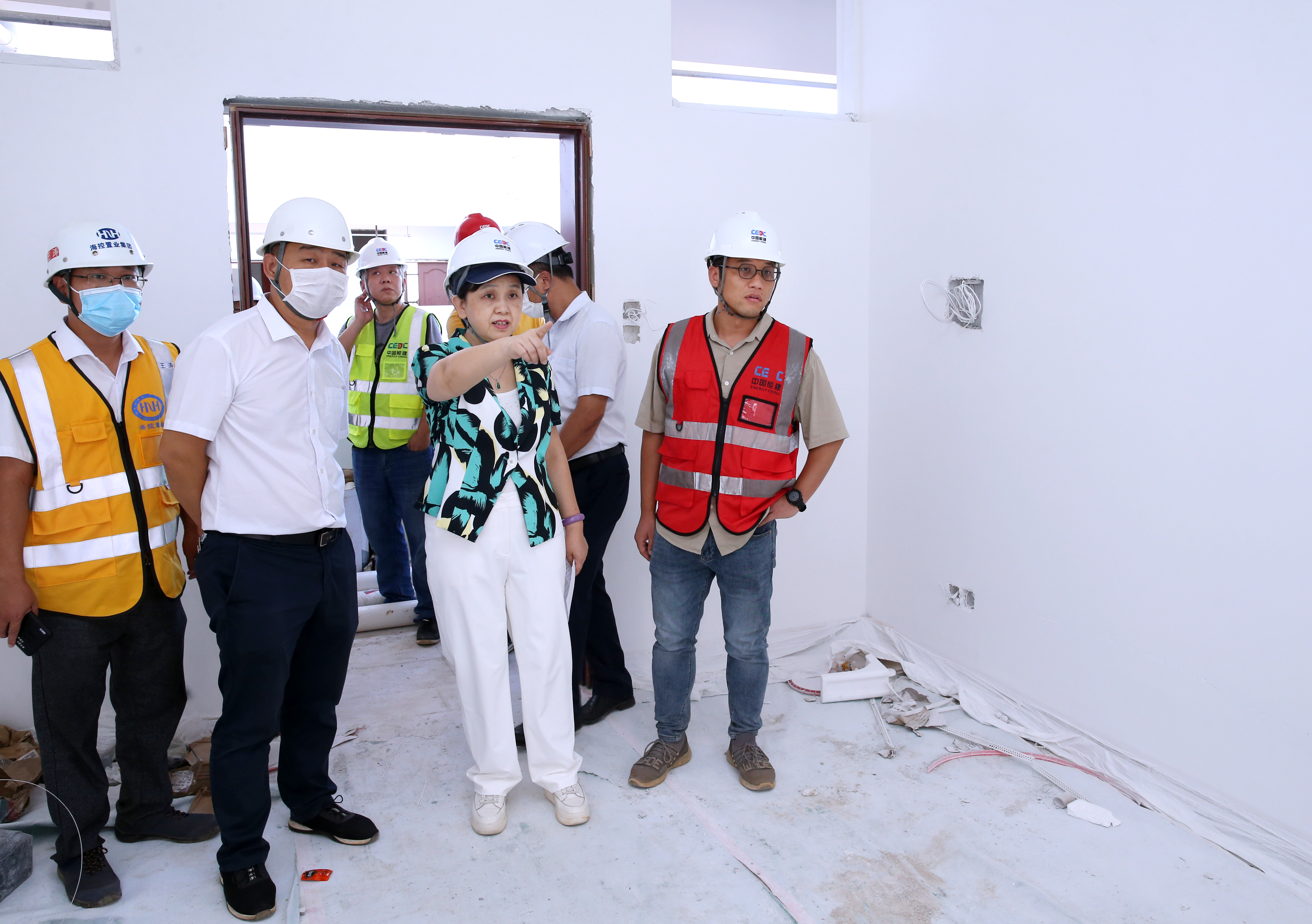 李红梅在调研桂林洋校区工程建设时强调：加快建设进度 高质量完成建设任务