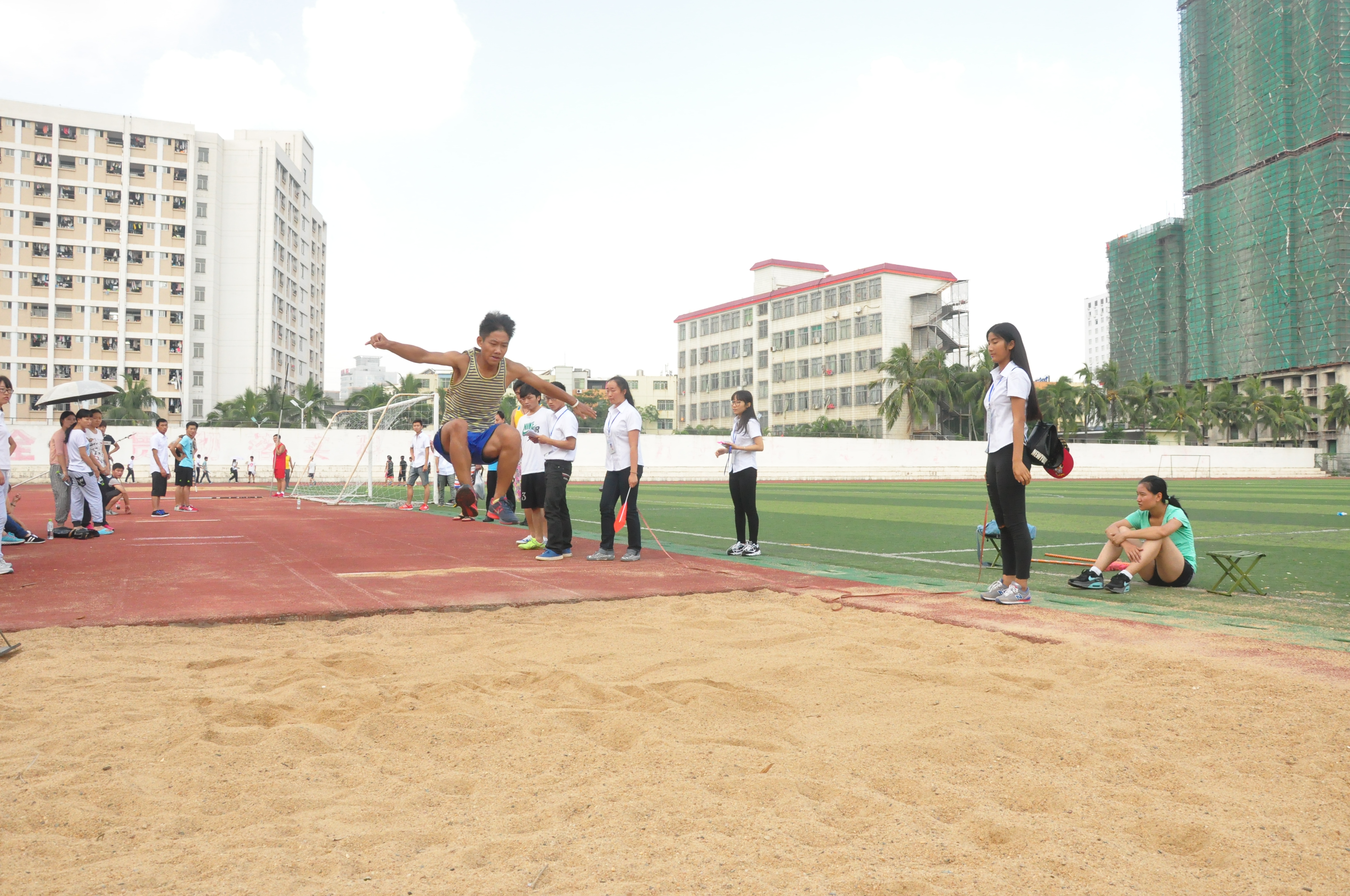 青春无极限，梦想心飞扬——记地理与旅游学院运动会暨校运动会选拔