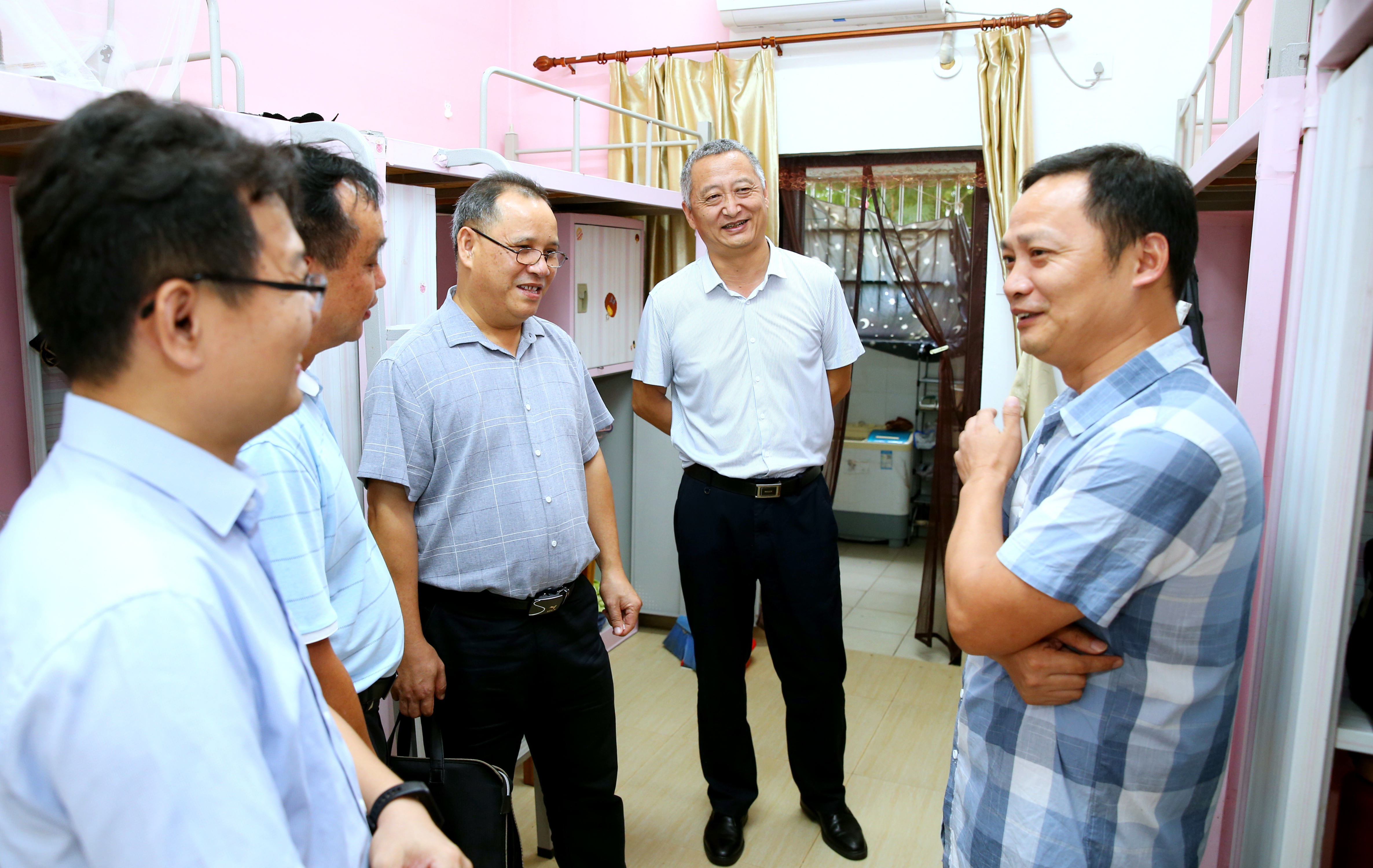 省党史学习教育第九巡回指导组到我校调研