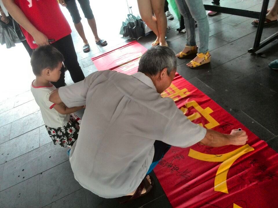 防御各类灾害，营造和谐生活――记物电学院“防灾减灾”知识科普宣传活动