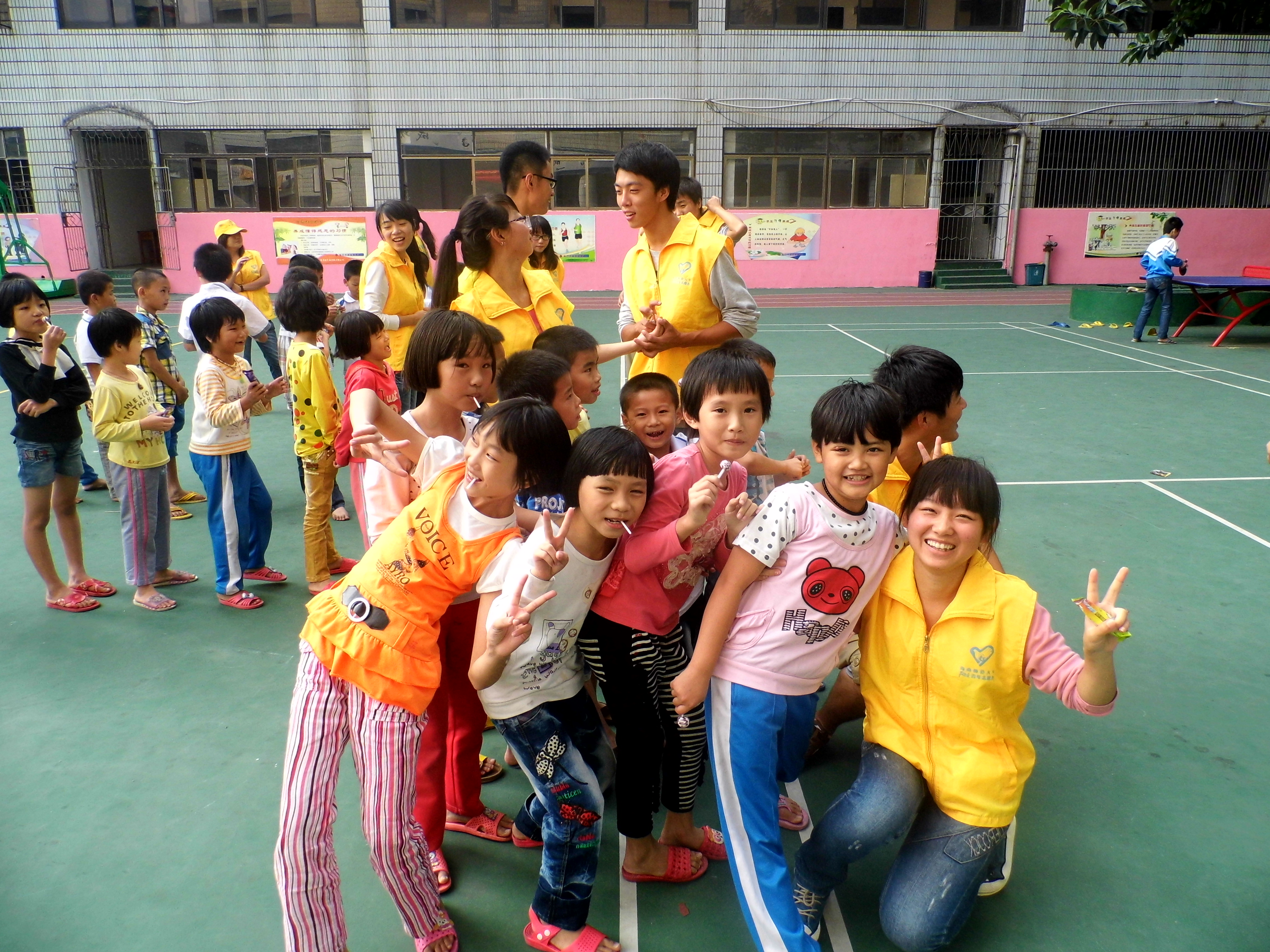 记物理与电子工程学院大成实验中学志愿活动